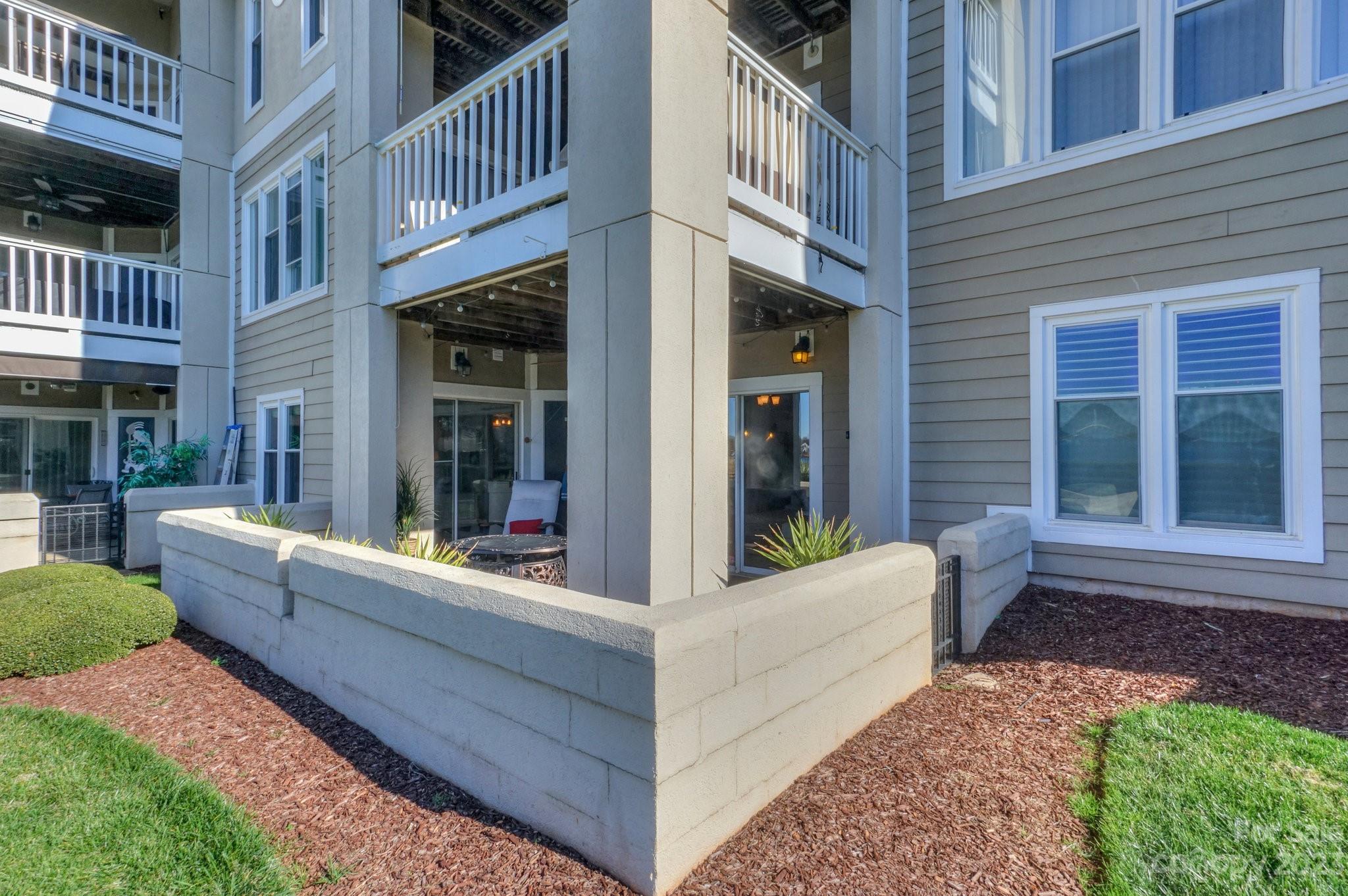Vineyard Point - Residential