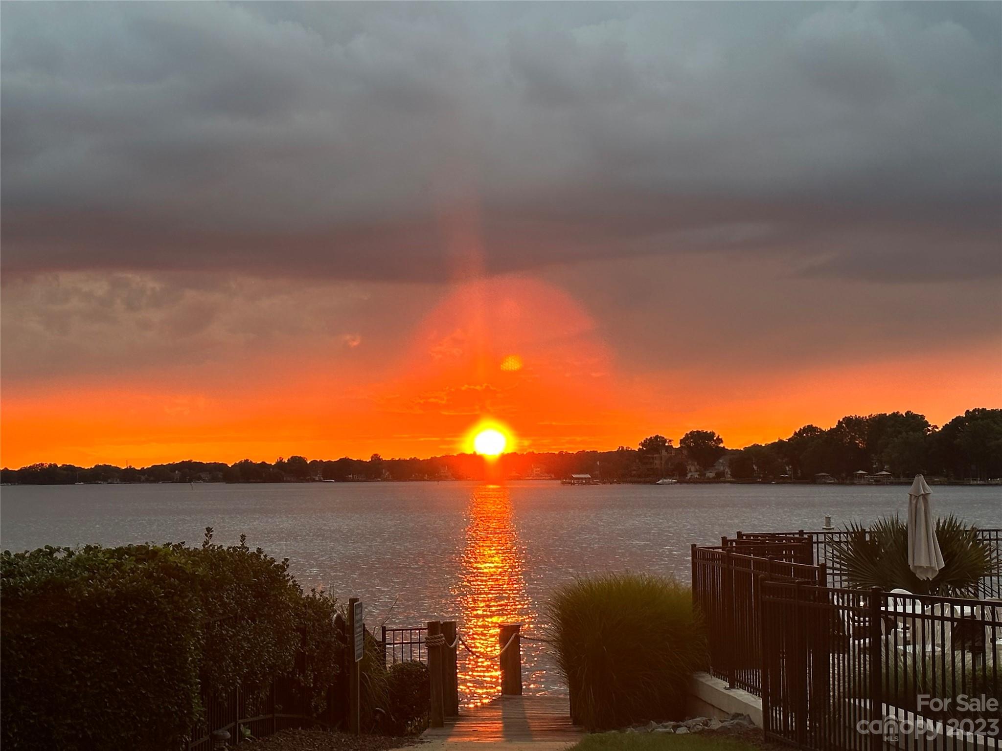 Vineyard Point - Residential