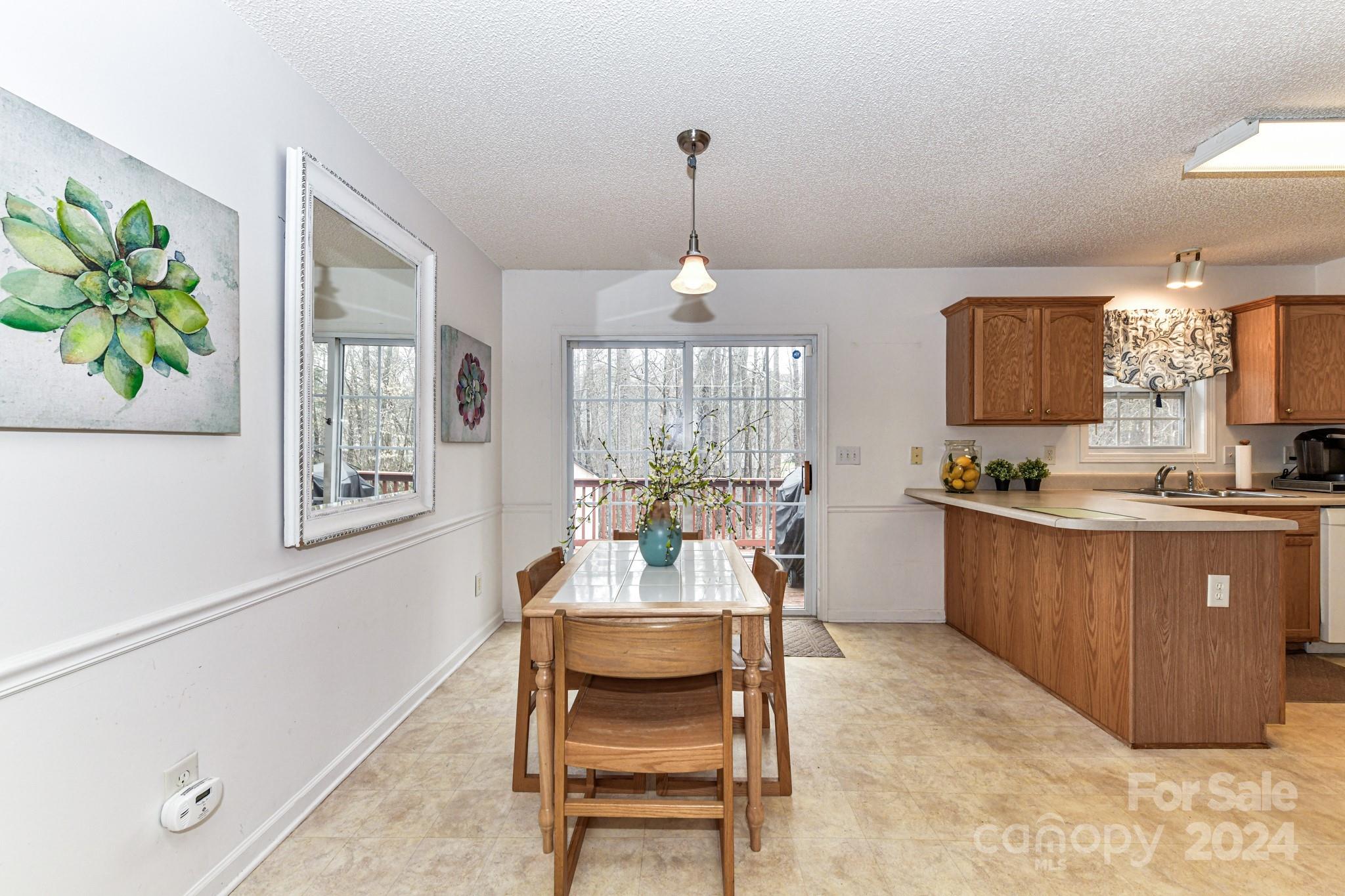 Avery Lake - Residential