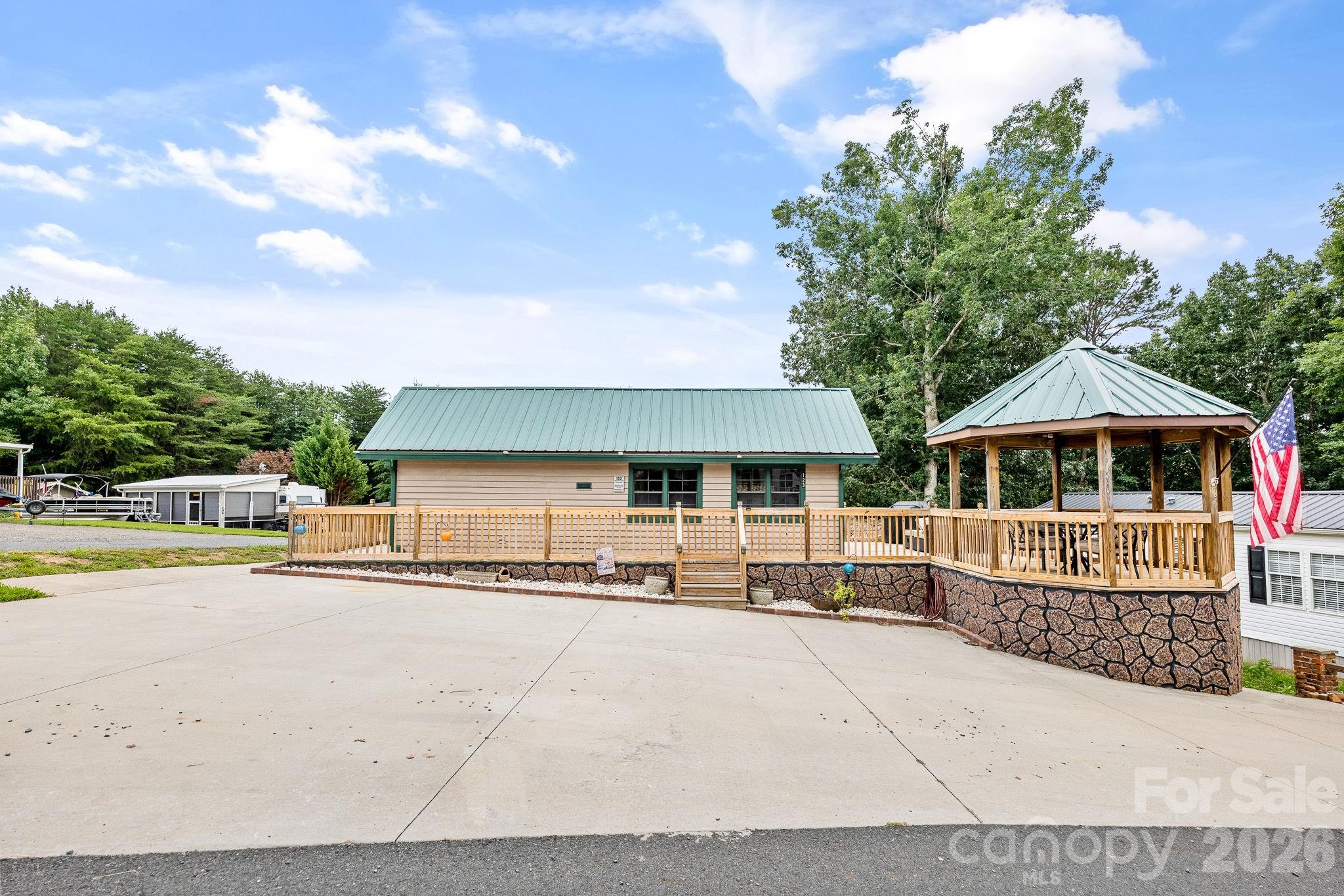 Badin Shores Resort - Residential