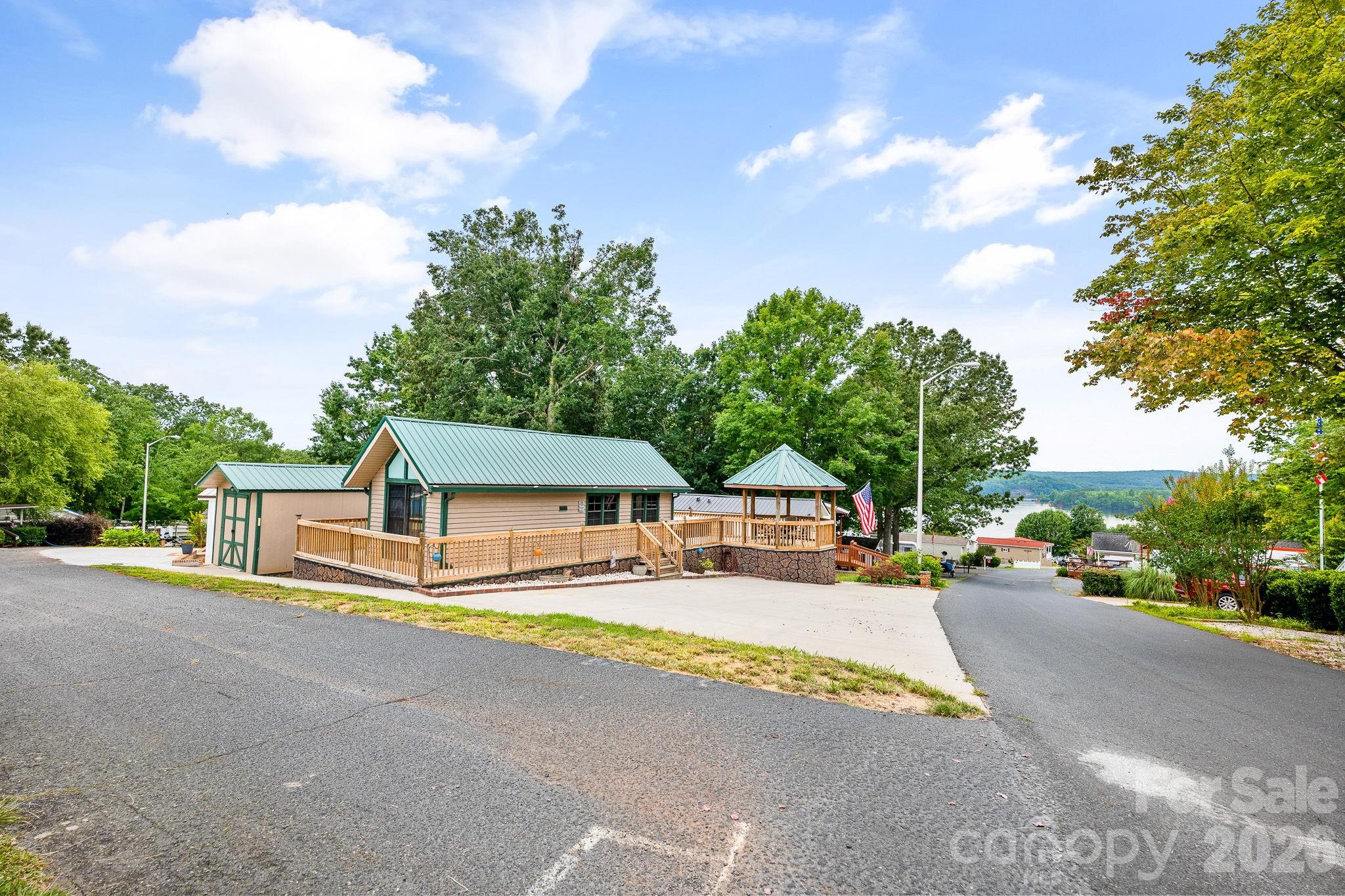 Badin Shores Resort - Residential