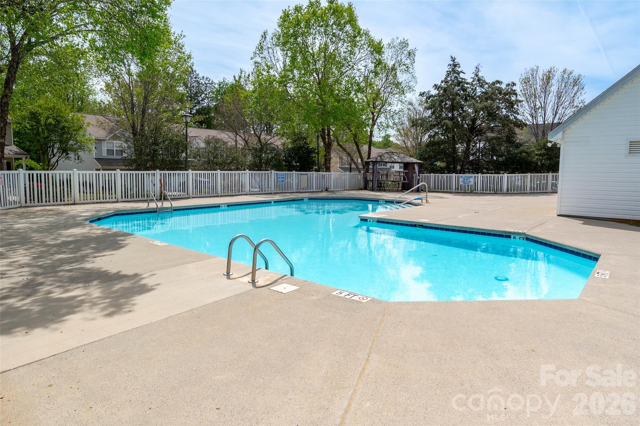 Cascades at River Crossing - Residential