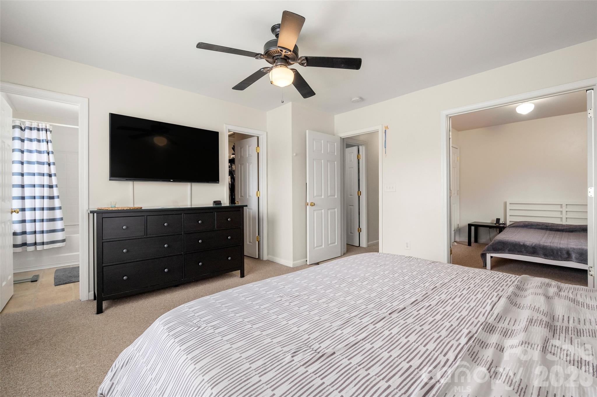 Cascades at River Crossing - Residential