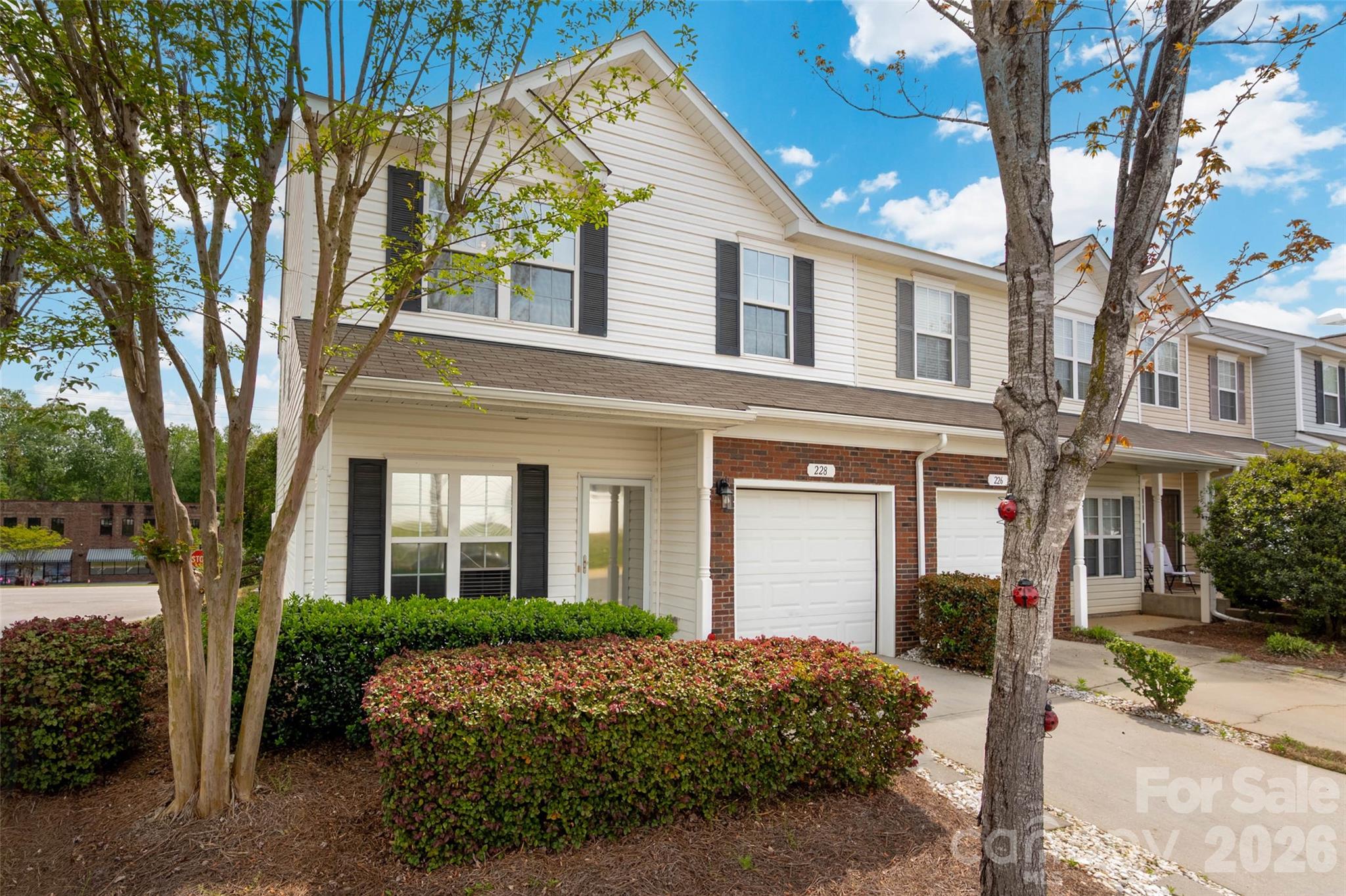 Welcome to this well Maintained End Unit Town Home in Fort Mill. This unit features 3 Bedroom and 2.5 Bath, with Single Car Garage. The Kitchen has Breakfast Area that opens to the Family Room, with lots of cabinet space, Electric Range 2020, Dishwasher 2024. Your dining area opens to the great room with a gas log fireplace. Laminate wood in main living areas, newer Carpet on stairs and upper level 2020. New AC Unit (2024) ! Large Main Bedroom offers a Walk in Closet & additional space for sitting area/nursery/office. Quaint Back Patio offers Green Space for Entertaining & Grilling with fenced in yard. Situated in the desirable Fort Mill area, this townhome is close to parks, Kingsley Shopping, Baxter Village, Riverwalk etc.