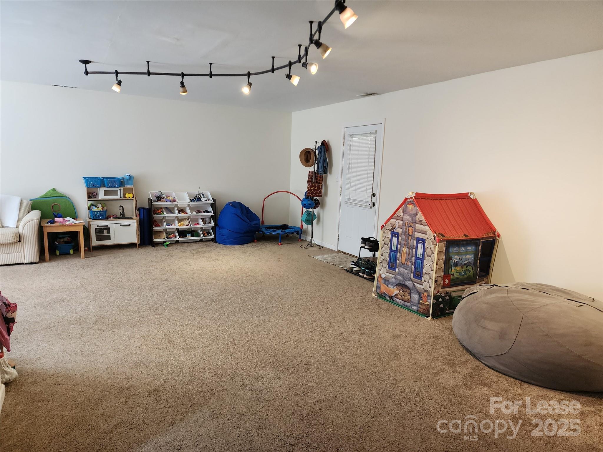 Carmel Forest - Residential Lease