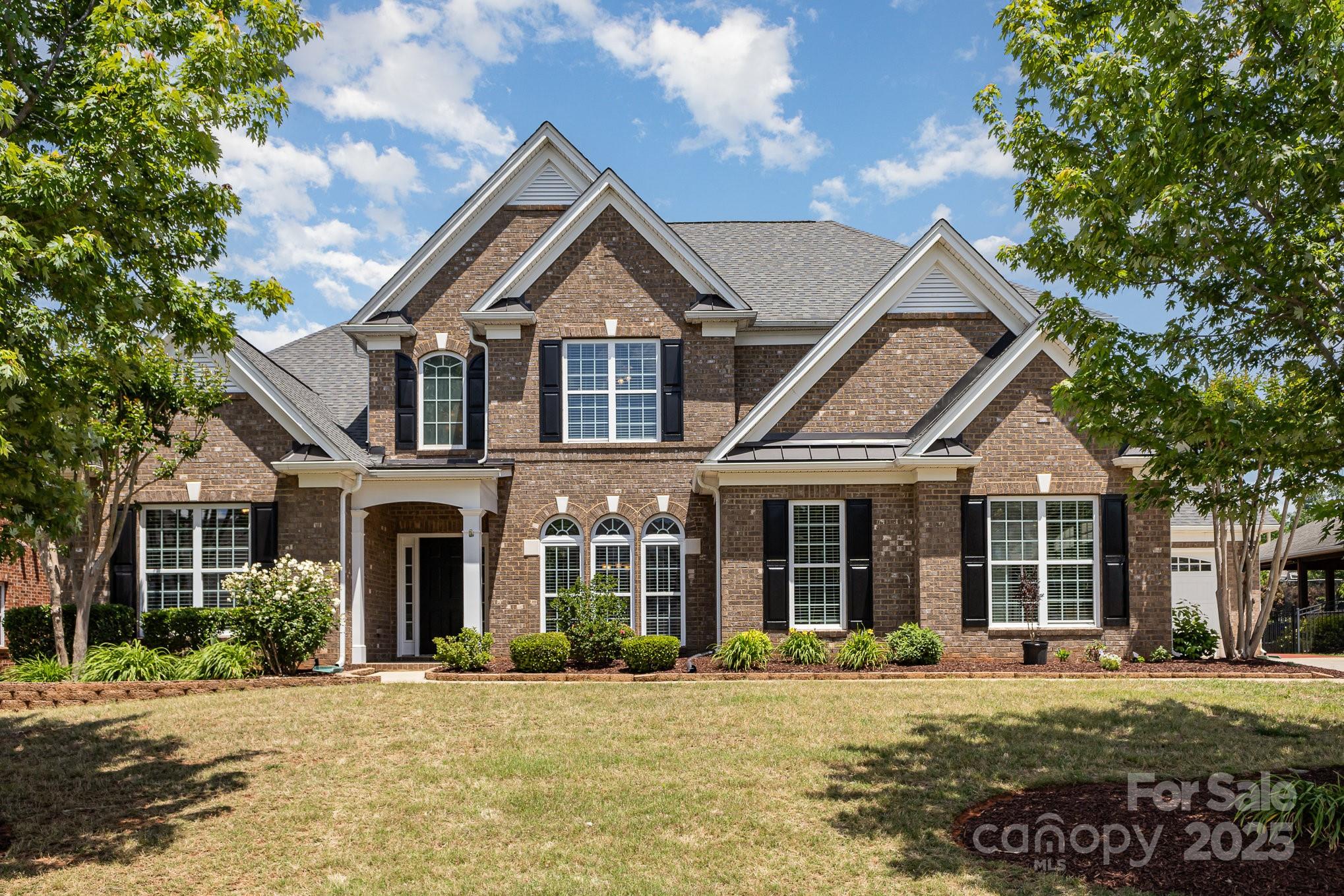 The Chimneys Of Marvin - Residential