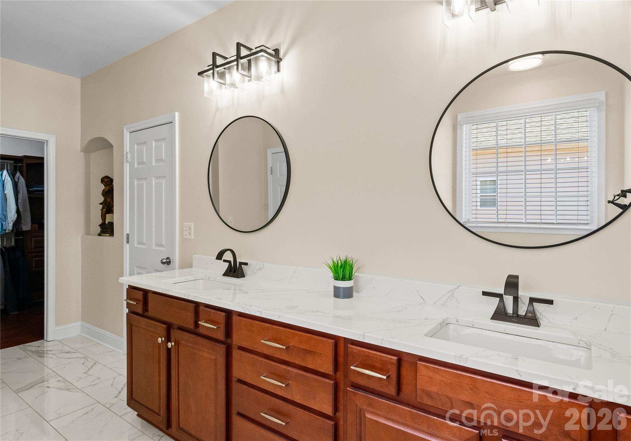 Lake Ridge - Residential