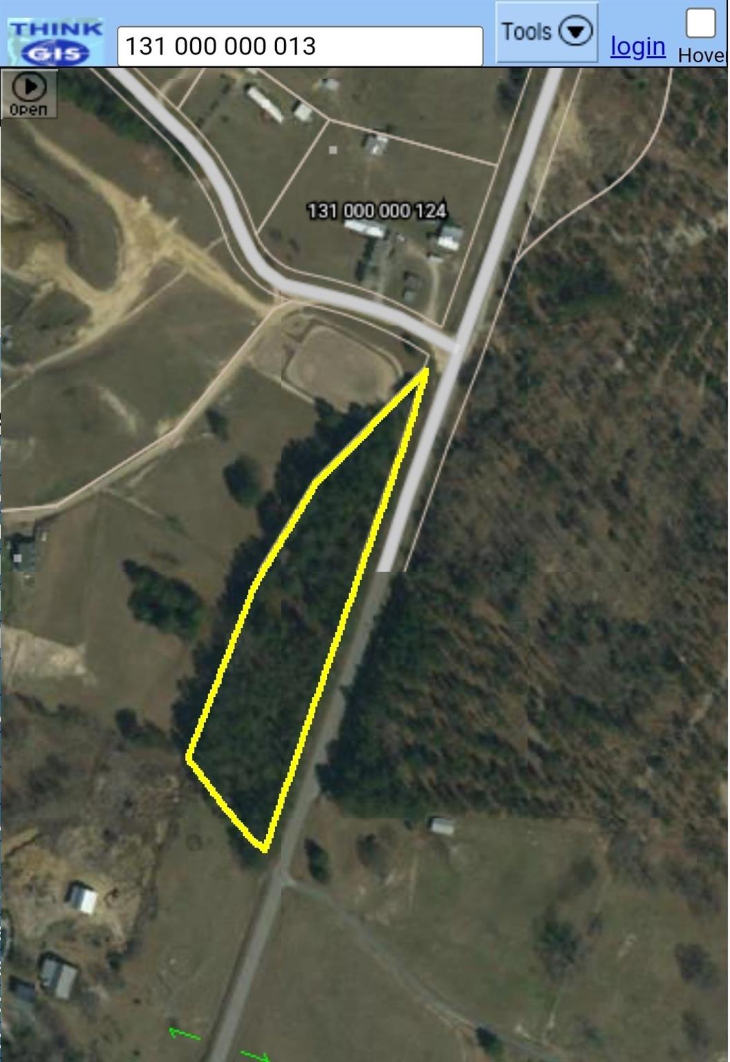 This 2.32 acre parcel is wooded and has over 800 feet of paved road frontage. Seller is a SC licensed real estate broker.
