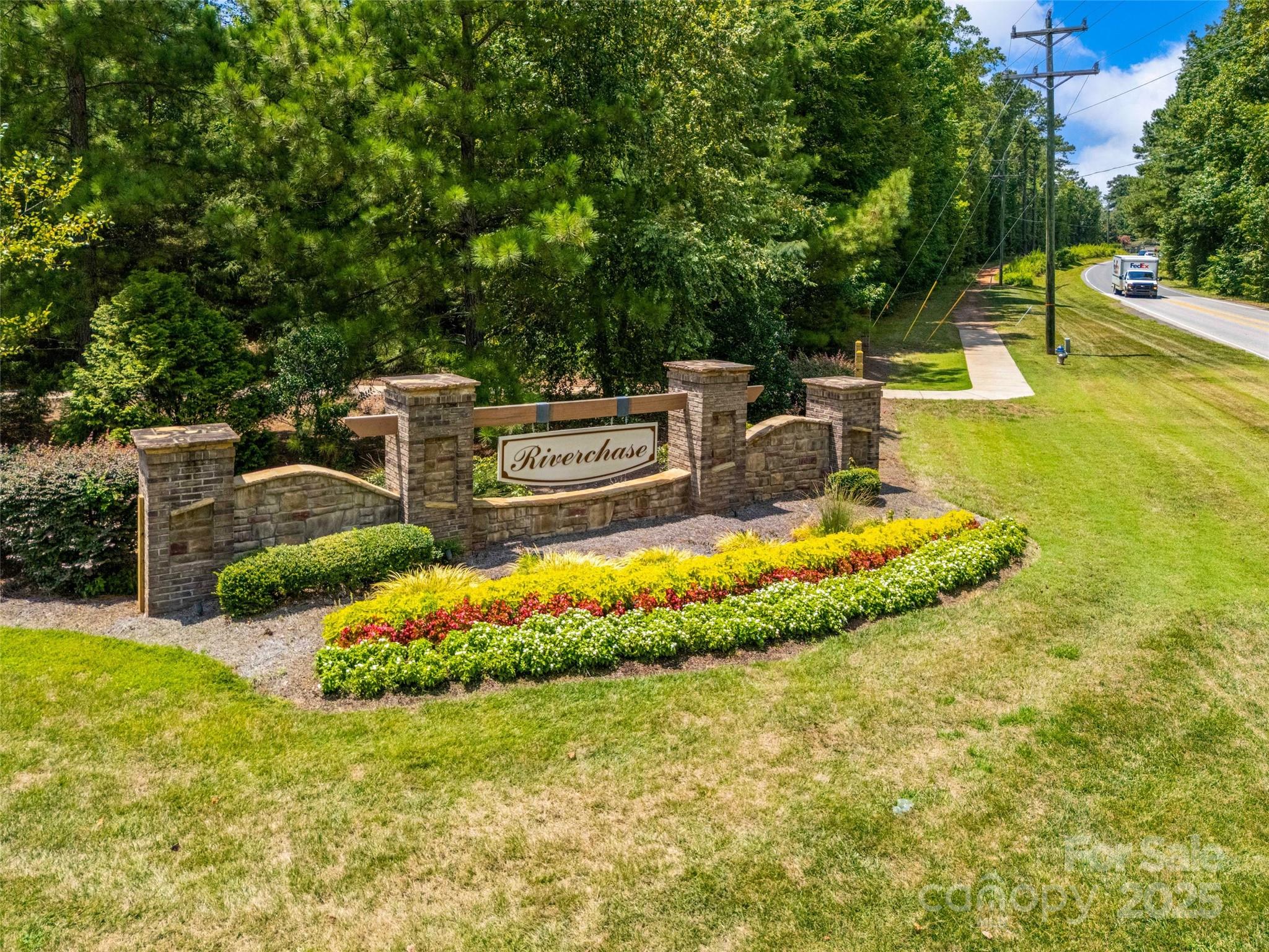 The Preserve At Riverchase - Residential