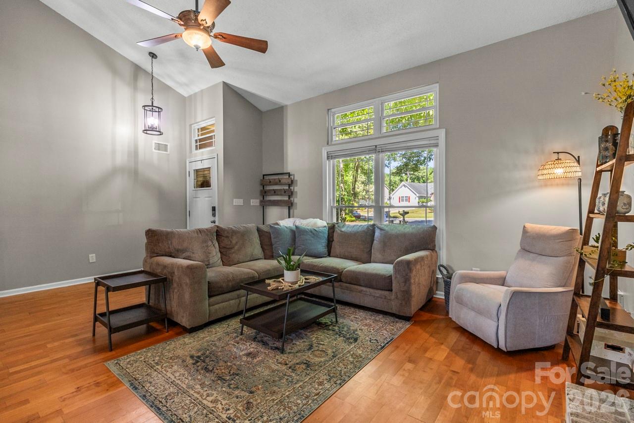 Crown Ridge - Residential