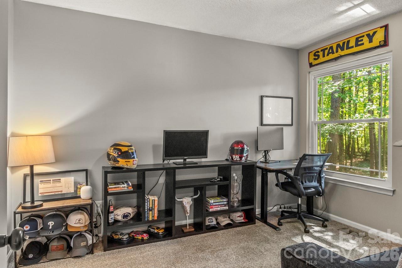 Crown Ridge - Residential