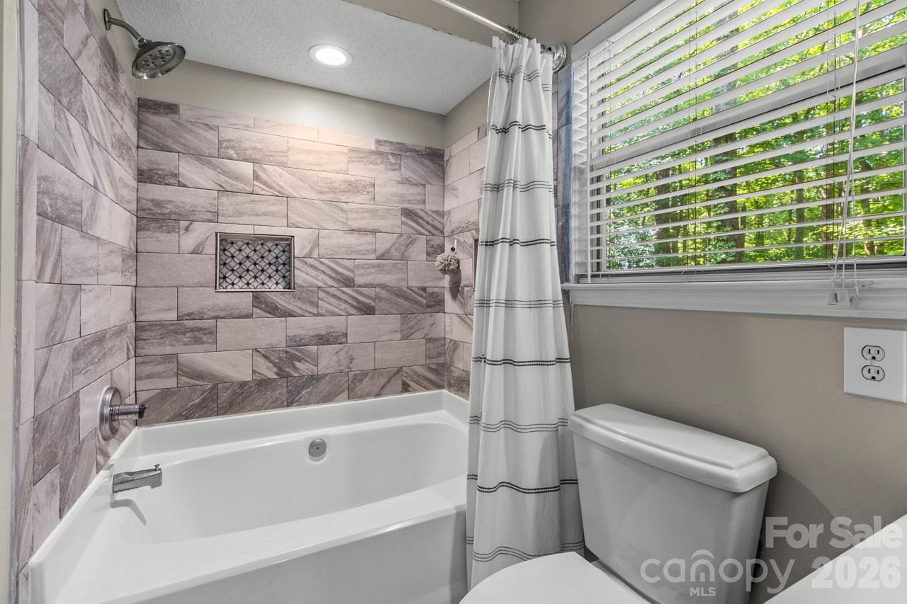 Crown Ridge - Residential