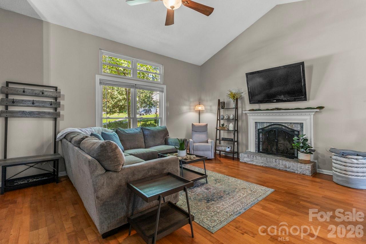 Crown Ridge - Residential