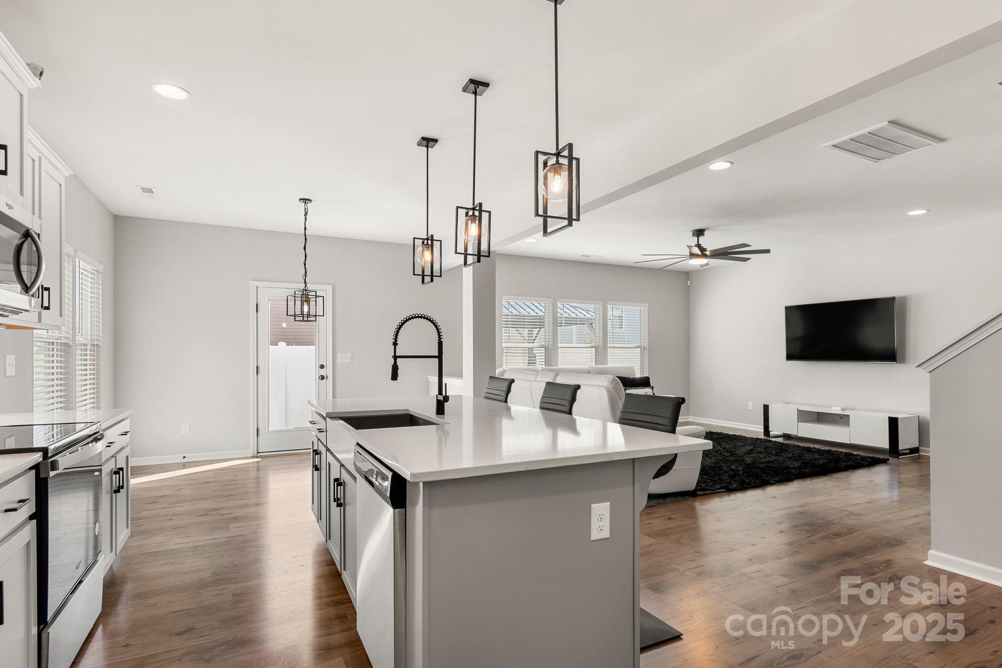 Austen Lakes - Residential
