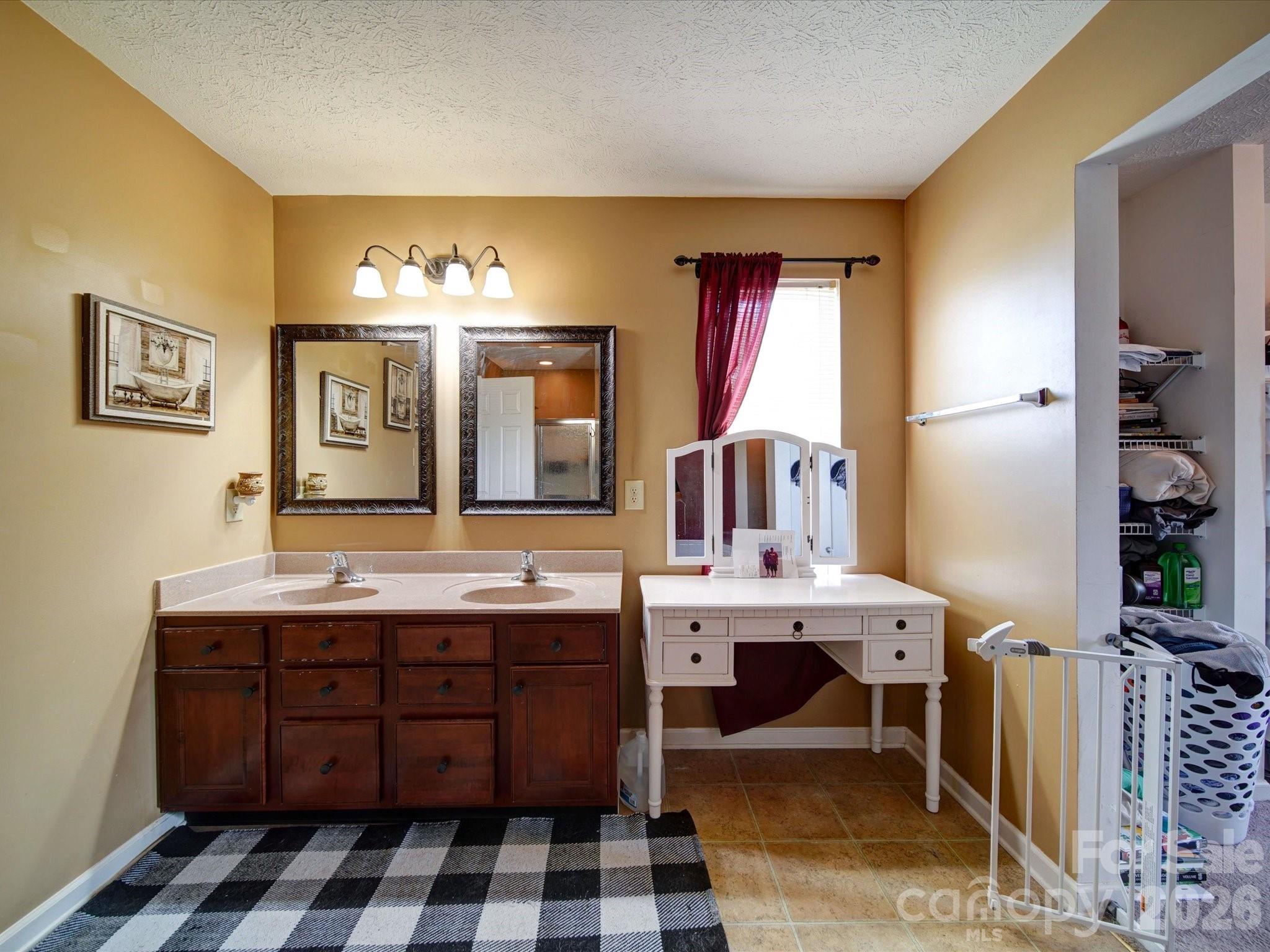 Clover Meadows - Residential