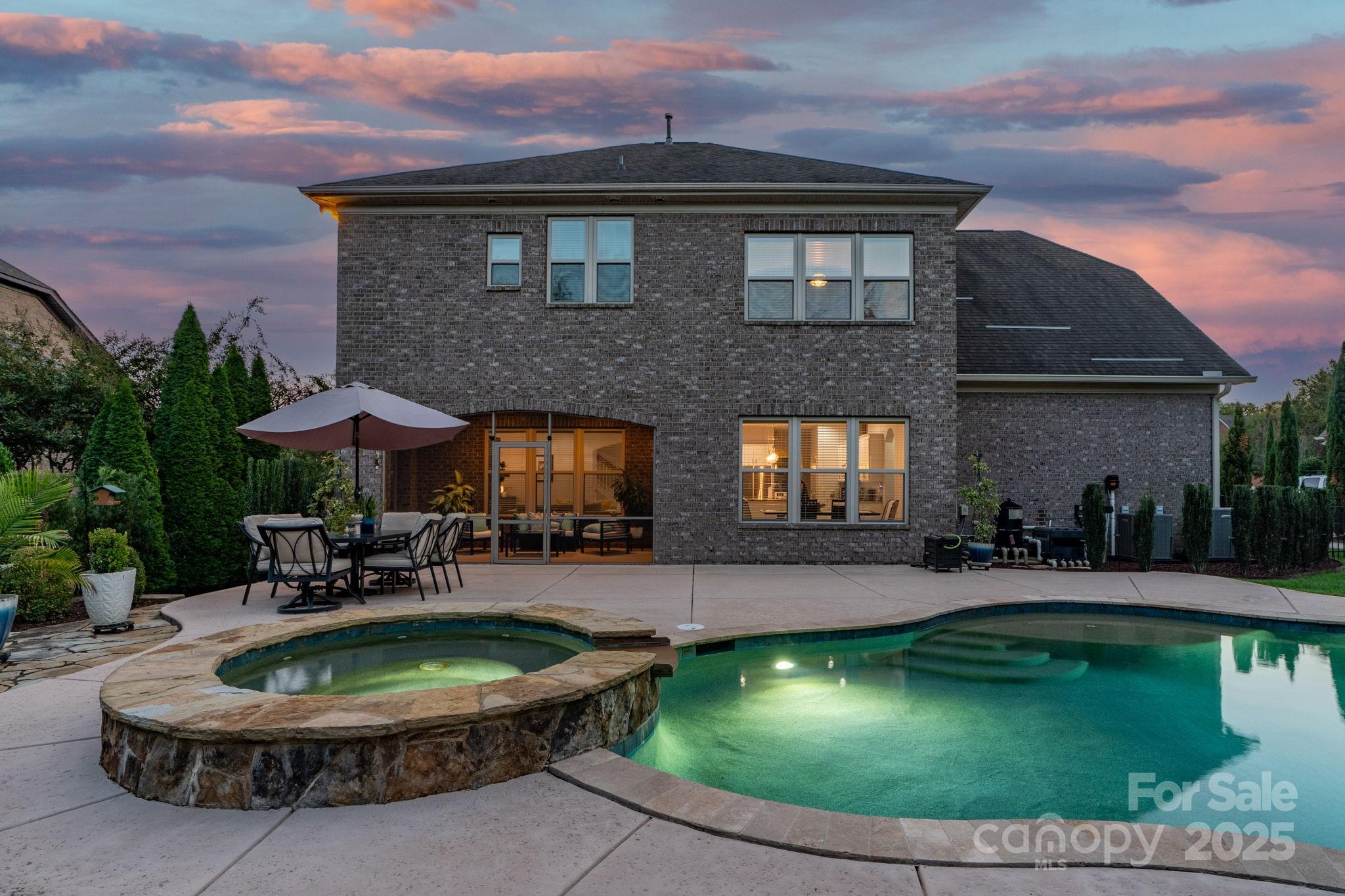 Barber Rock - Residential