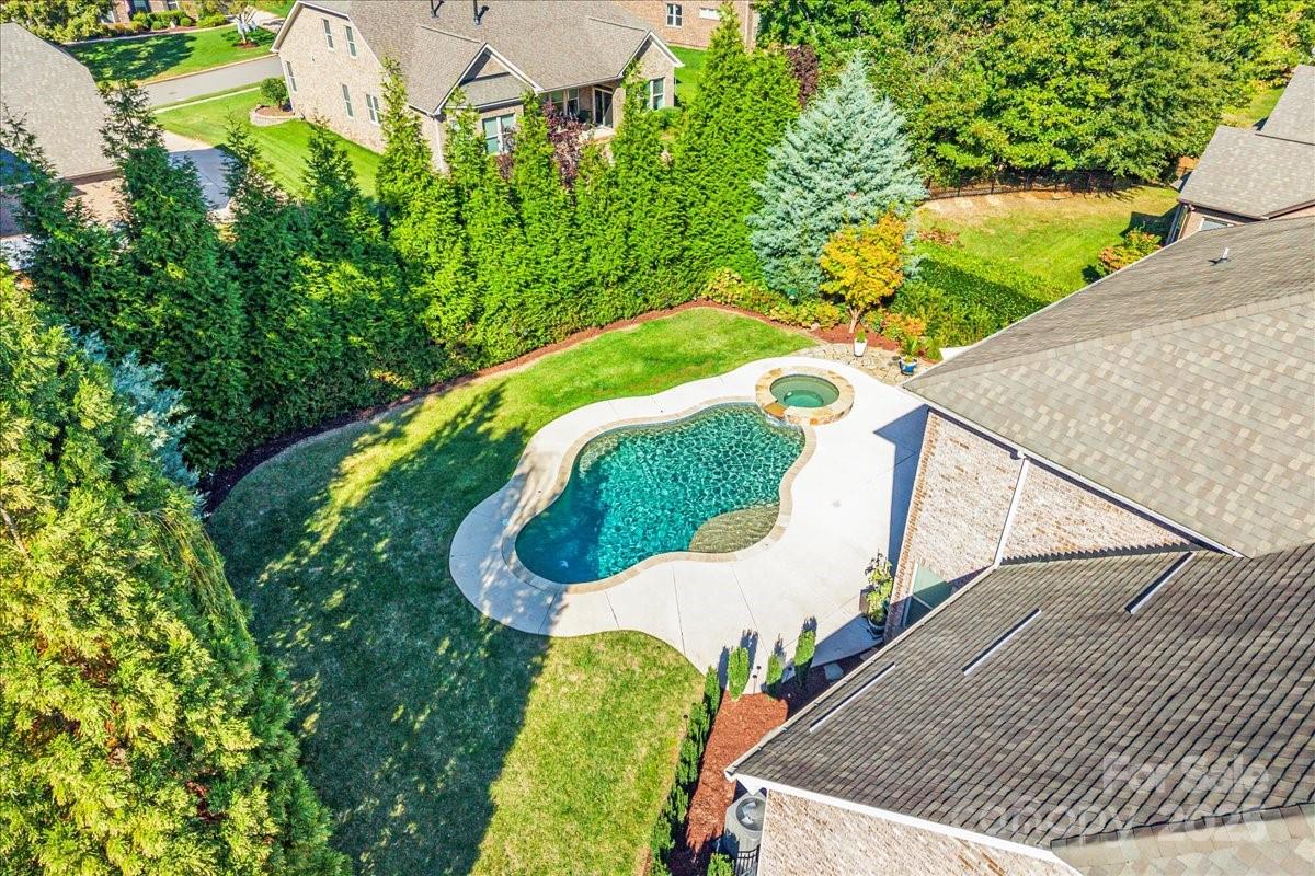 Barber Rock - Residential