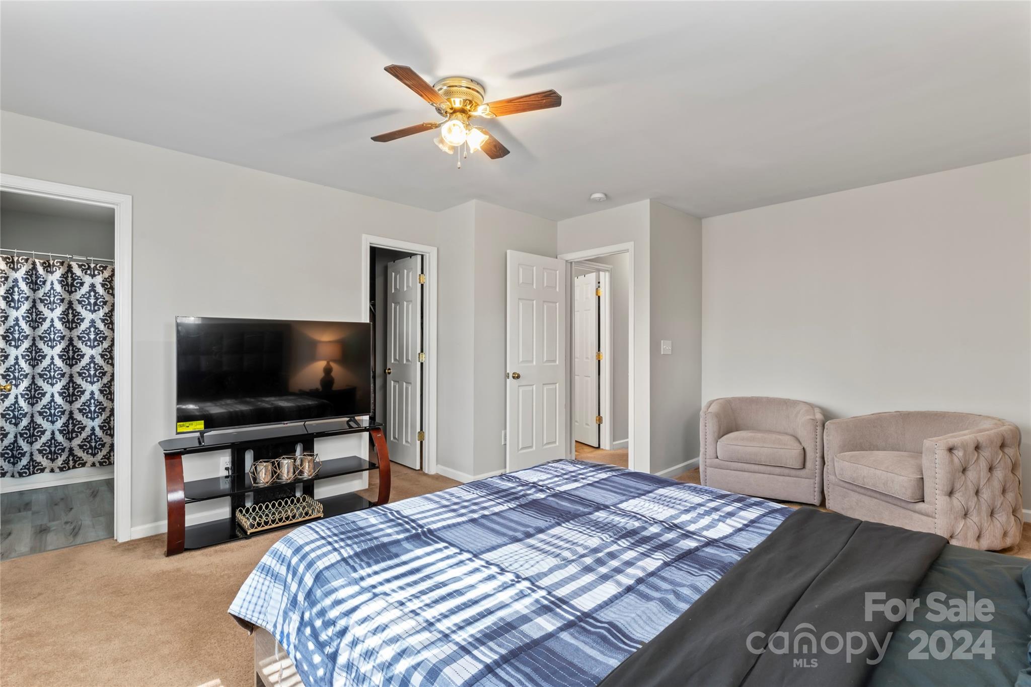 Cascades at River Crossing - Residential