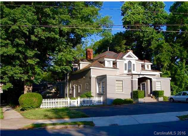 Prime location, minutes from uptown. Walking distance to all the hot spots in Plaza Midwood. Upstairs studio apartment in beautiful Victorian style home. 10 ft ceiling, kitchen with stove and refrigerator included. On-site laundry facilities for our residents. ALL UTILITIES INCLUDED! The building consists of 11 studio apartments, only 1 person per unit allowed. NO  SMOKING AND NO PETS ALLOWED. This will not last long!  Walking distance to coffee shops, Harris Teeter,CPCC