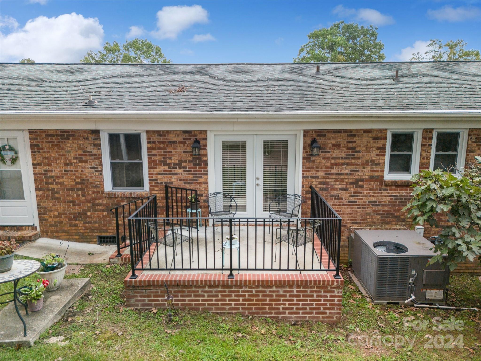 Edgewood Acres - Residential