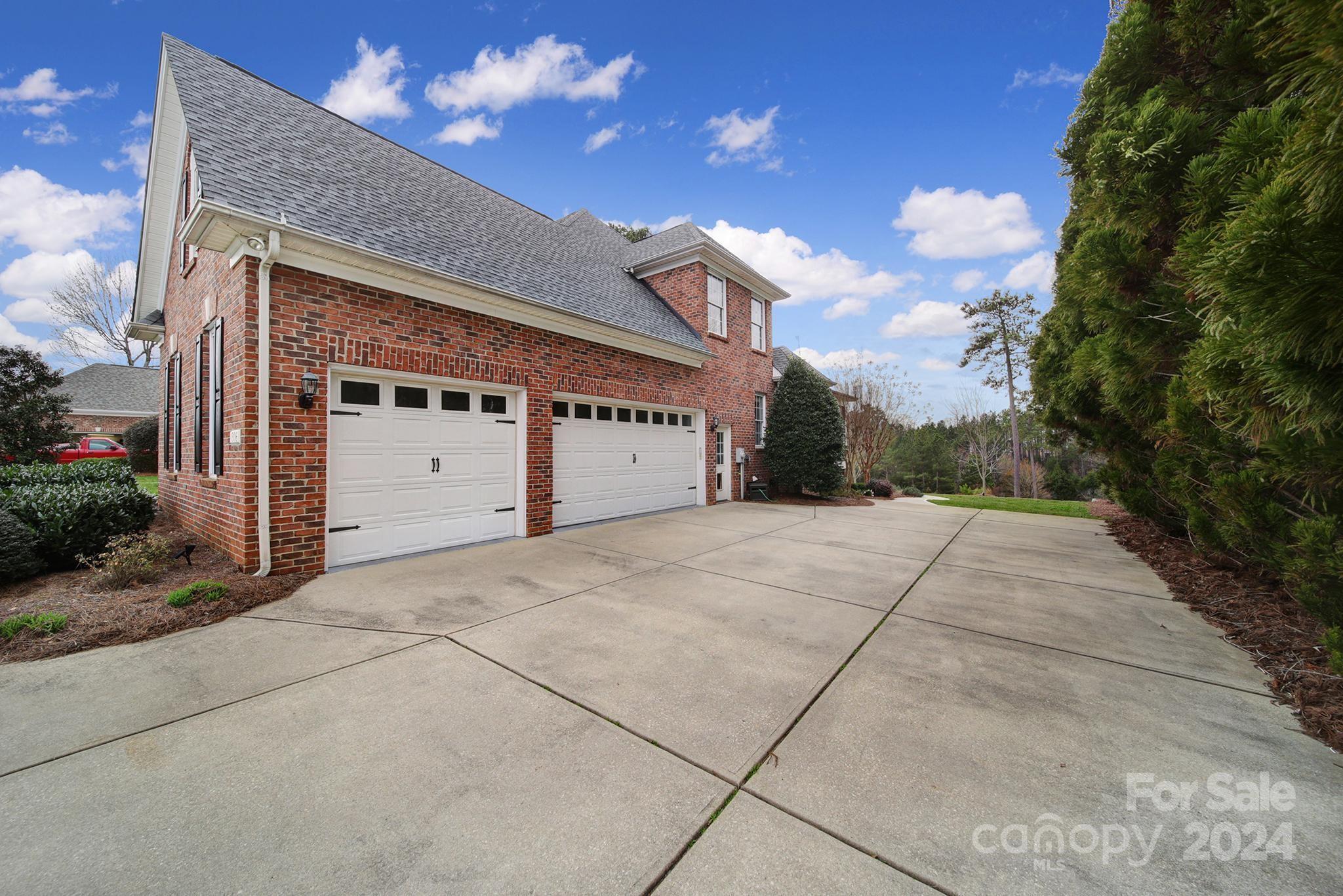 Waterford Glen - Residential
