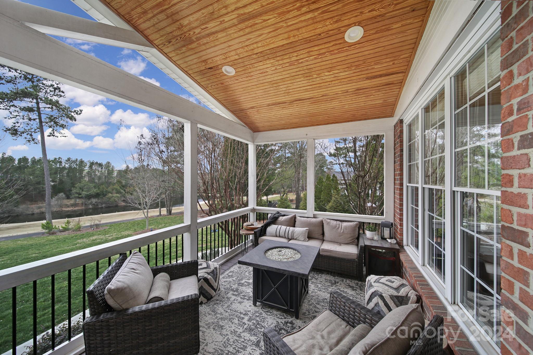 Waterford Glen - Residential