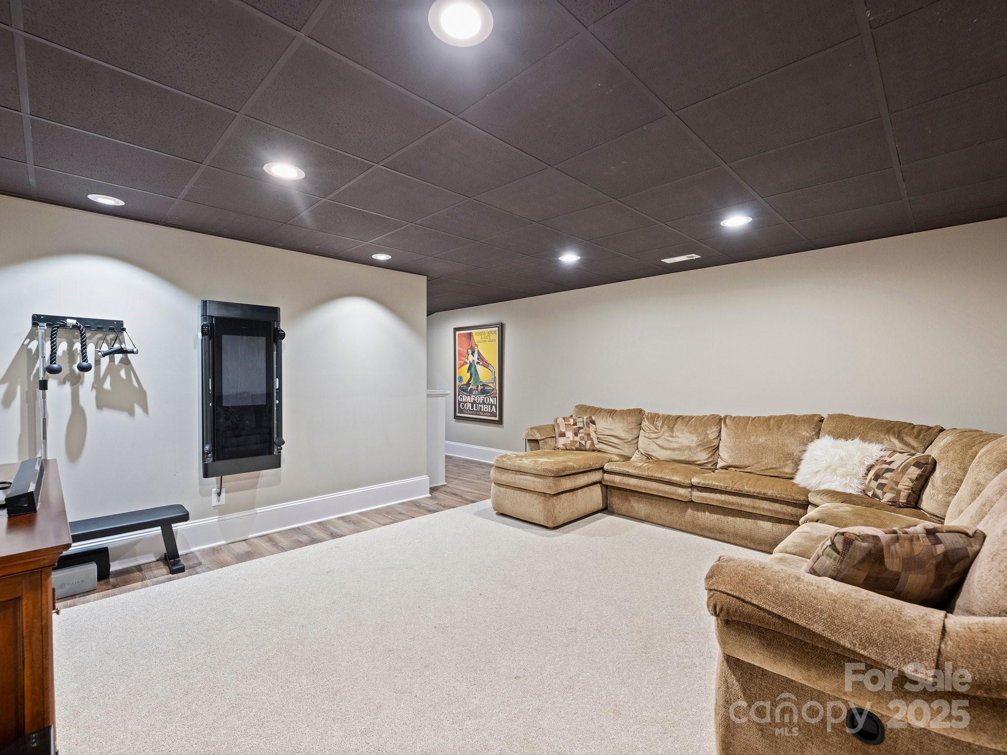 Mammoth Oaks - Residential