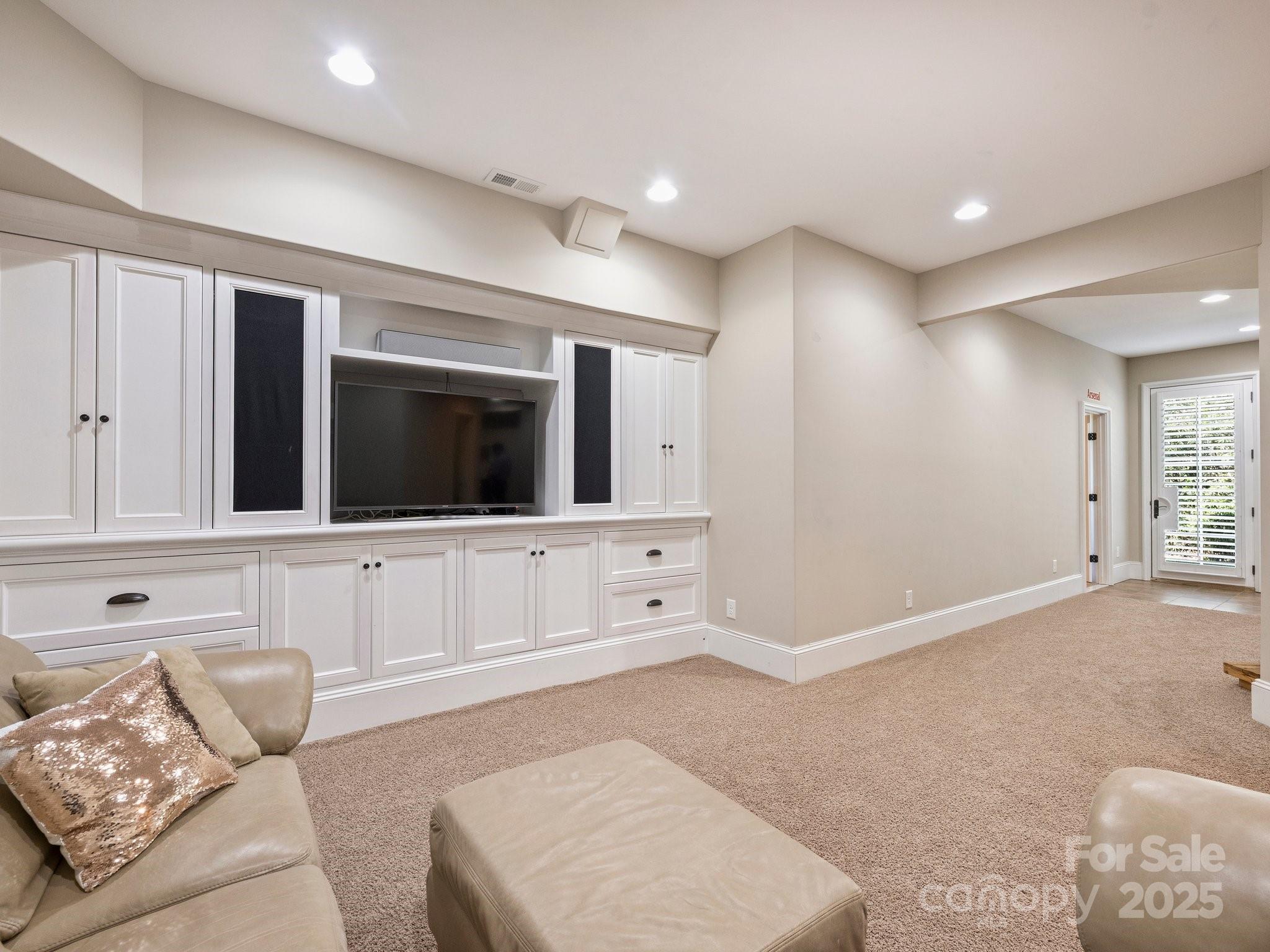 Mammoth Oaks - Residential