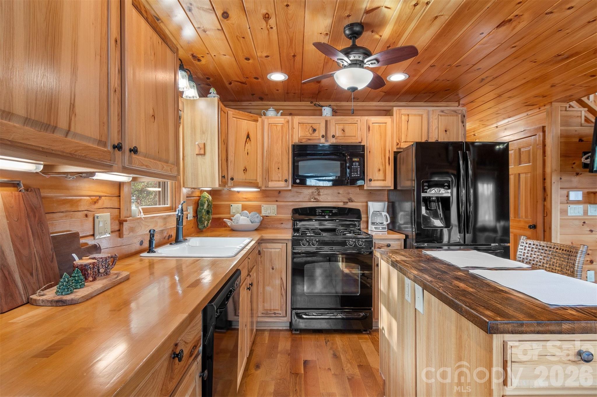 The Preserve at Forest Creek - Residential