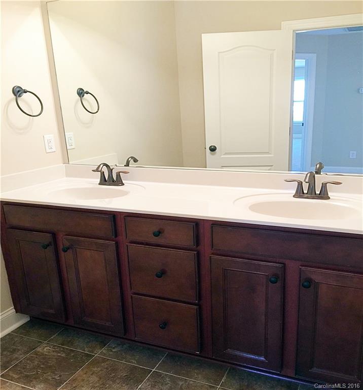 Stoneridge Lakes - Residential