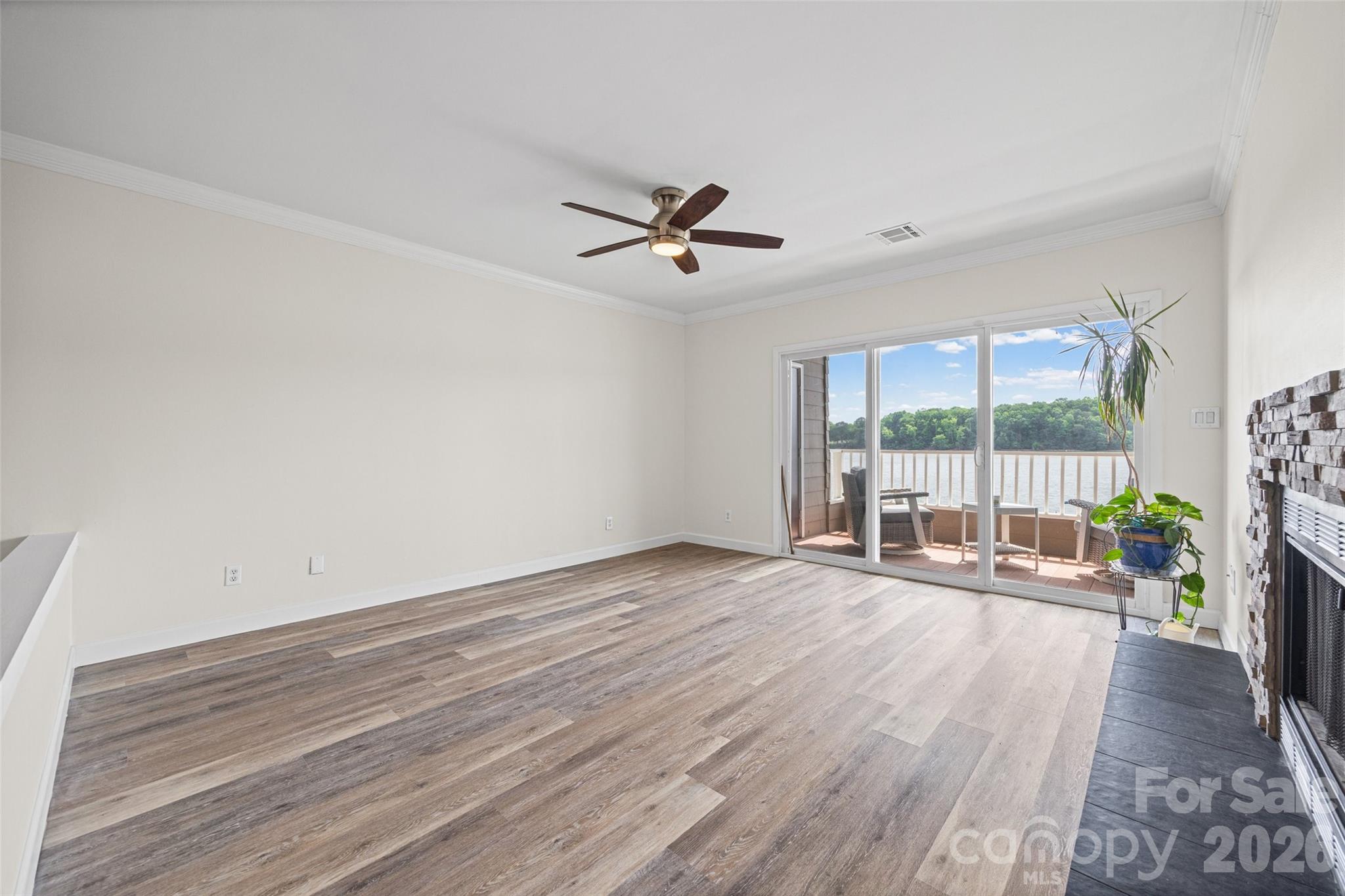 Emerald Point - Residential