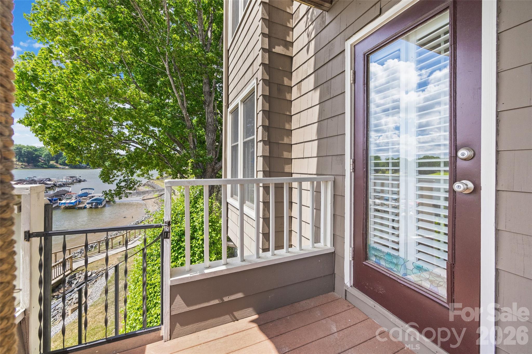 Emerald Point - Residential