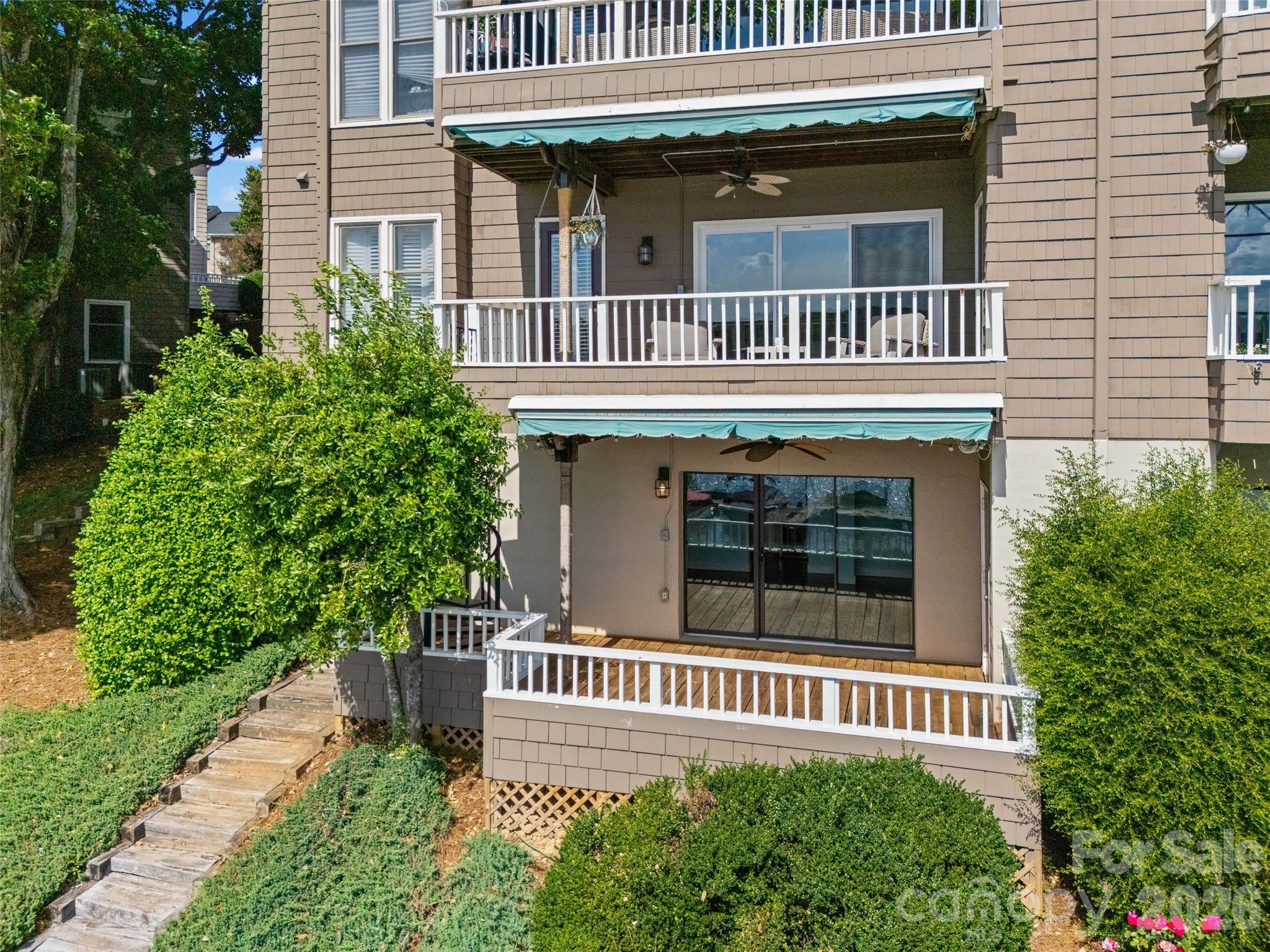 Emerald Point - Residential