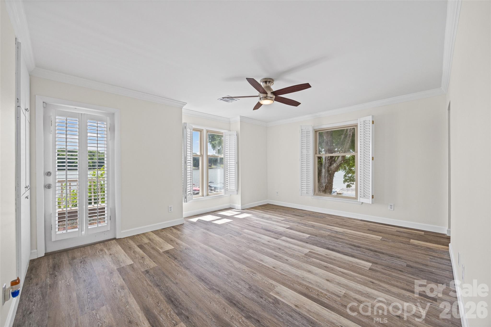 Emerald Point - Residential