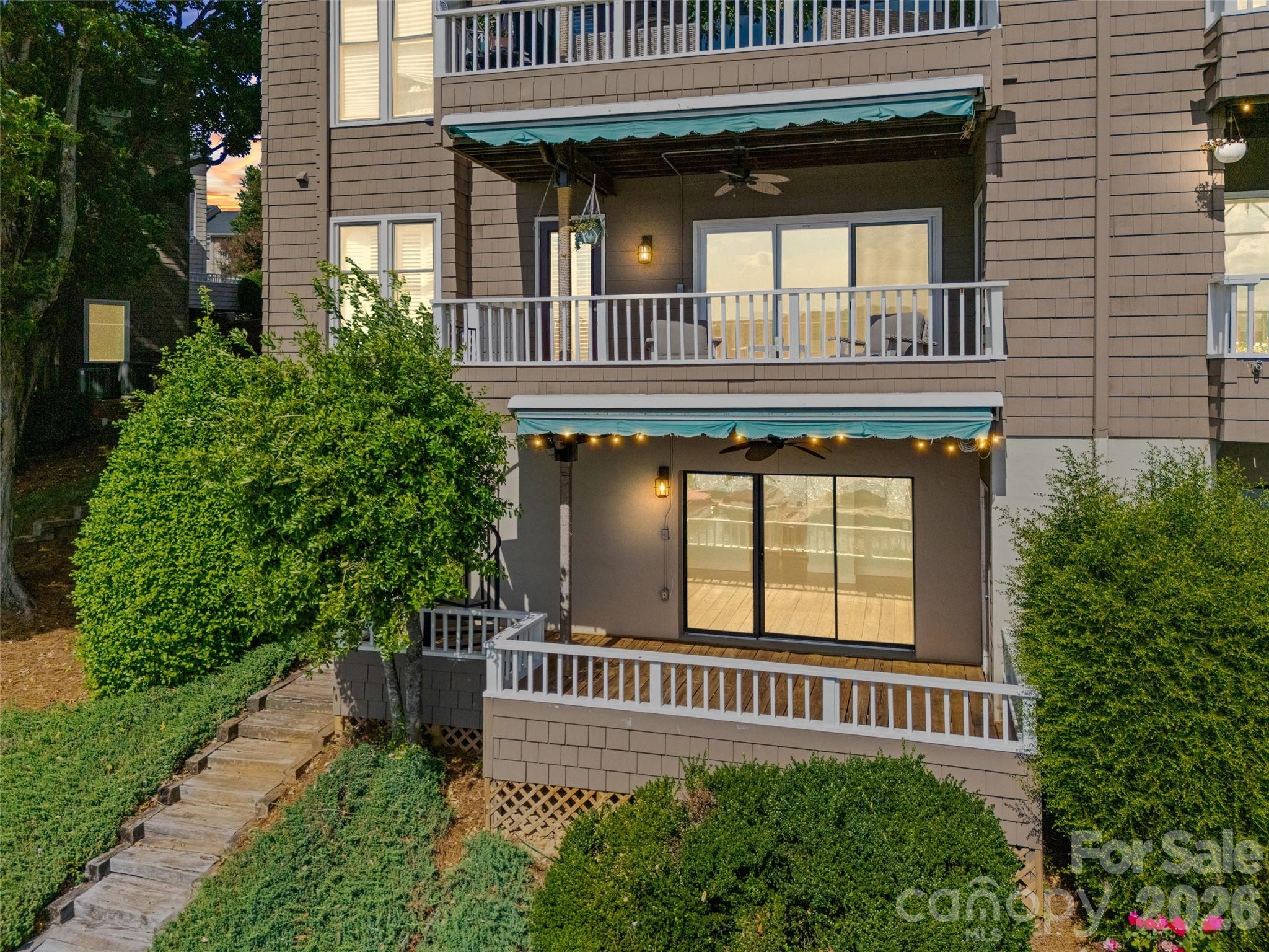 Emerald Point - Residential