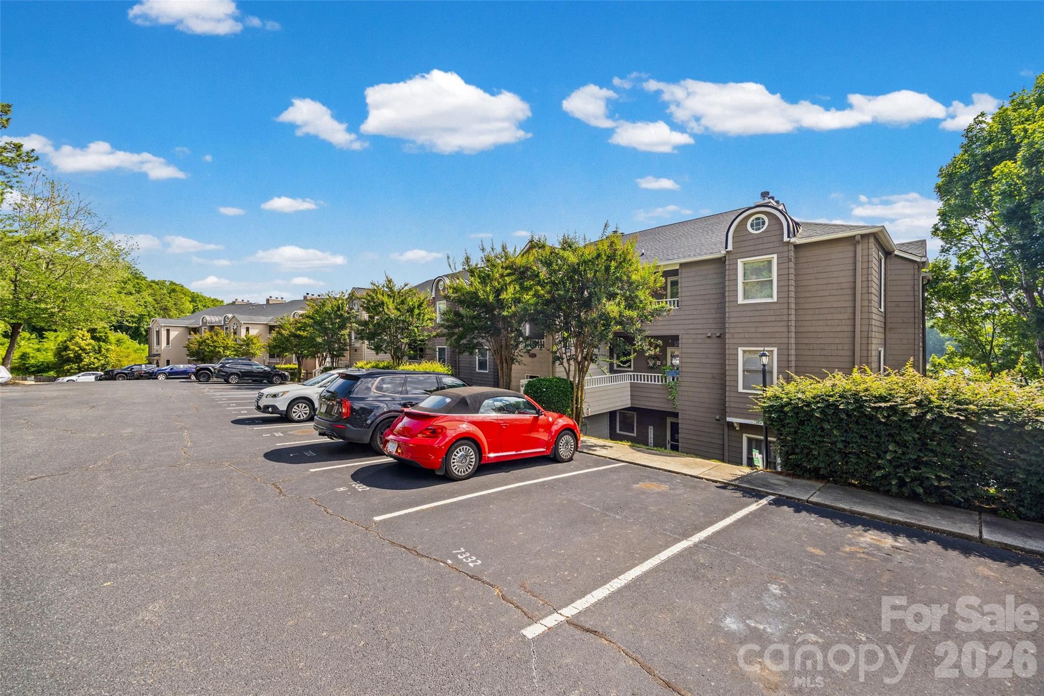 Emerald Point - Residential