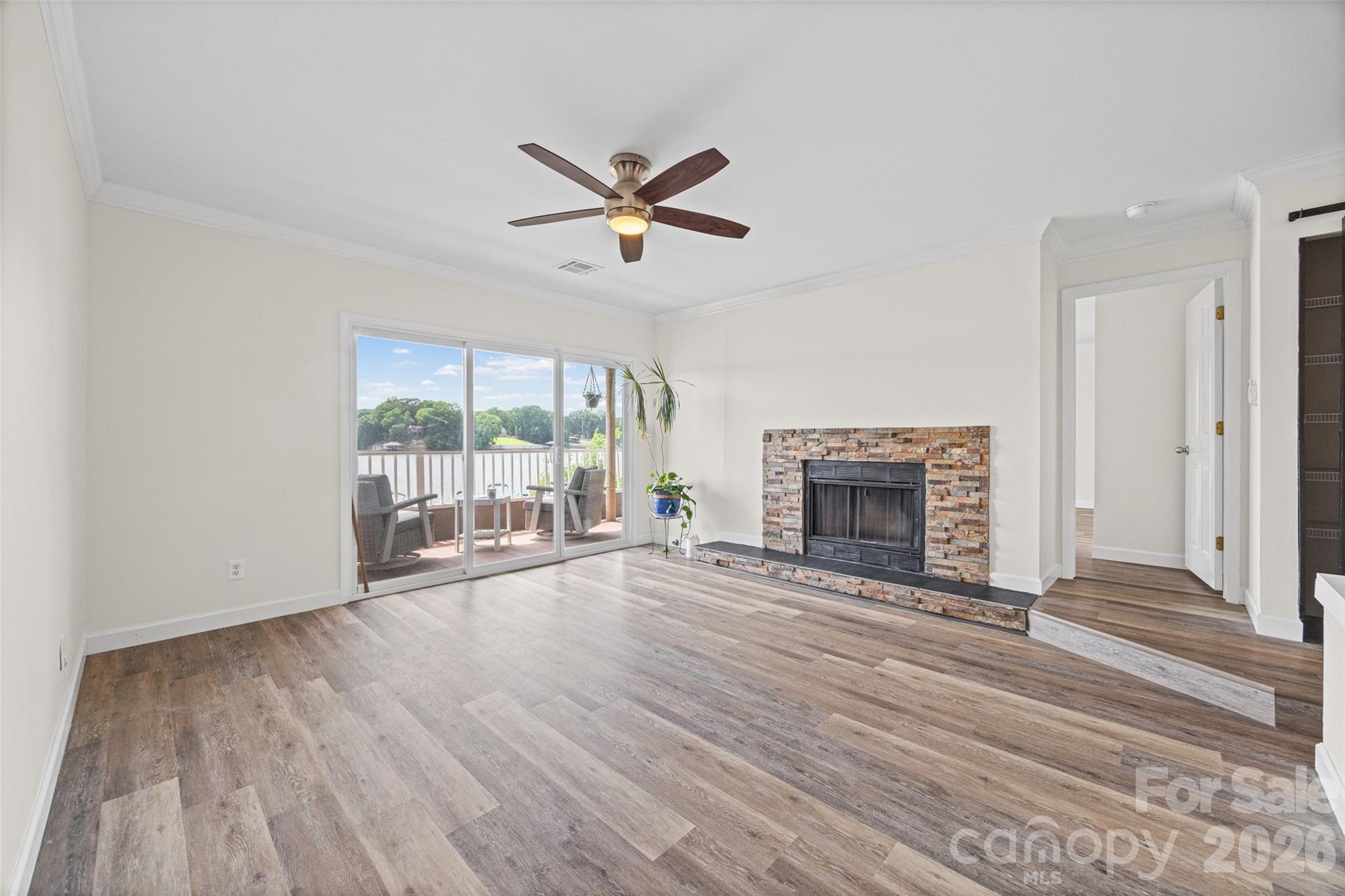 Emerald Point - Residential
