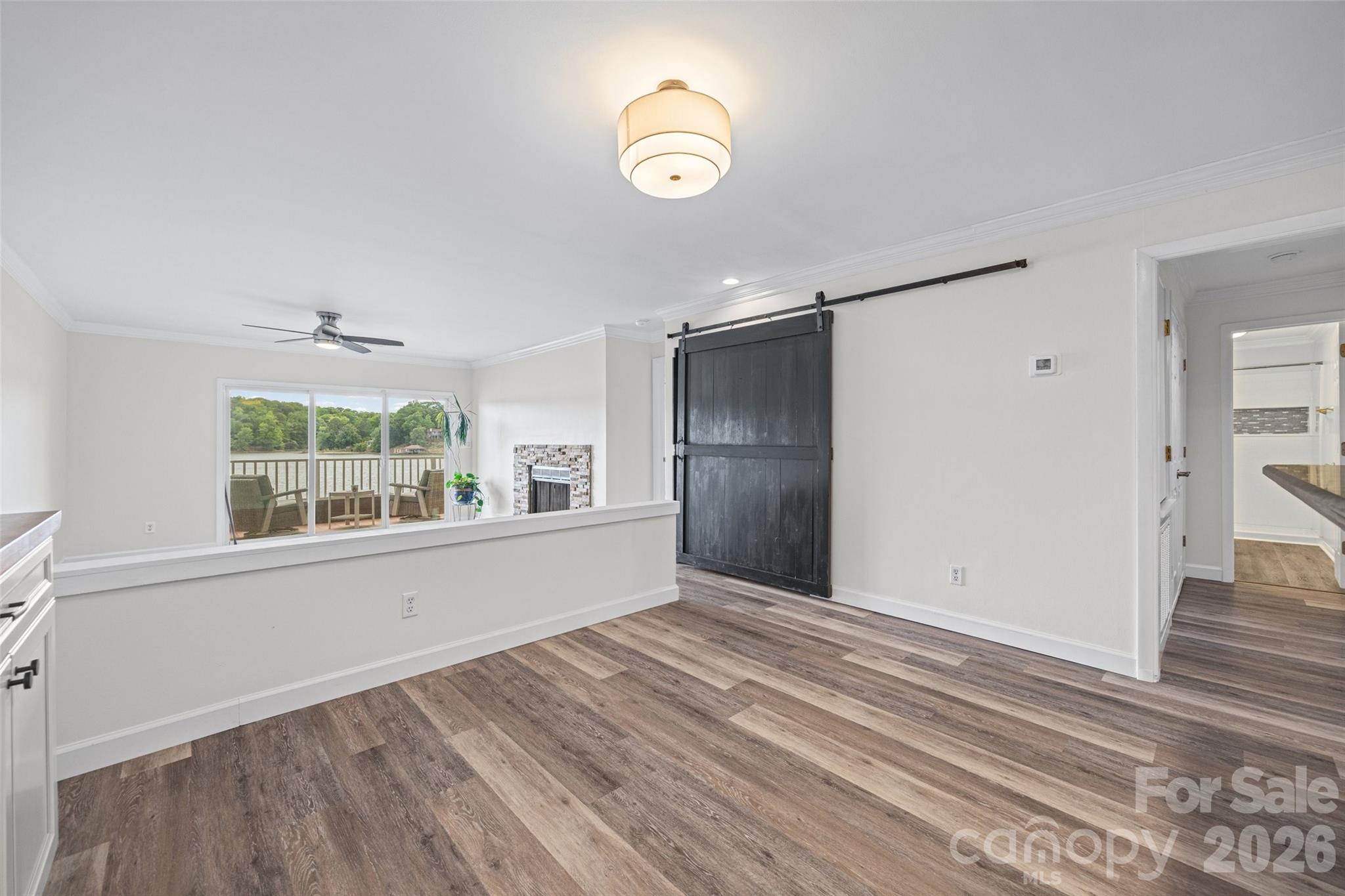 Emerald Point - Residential