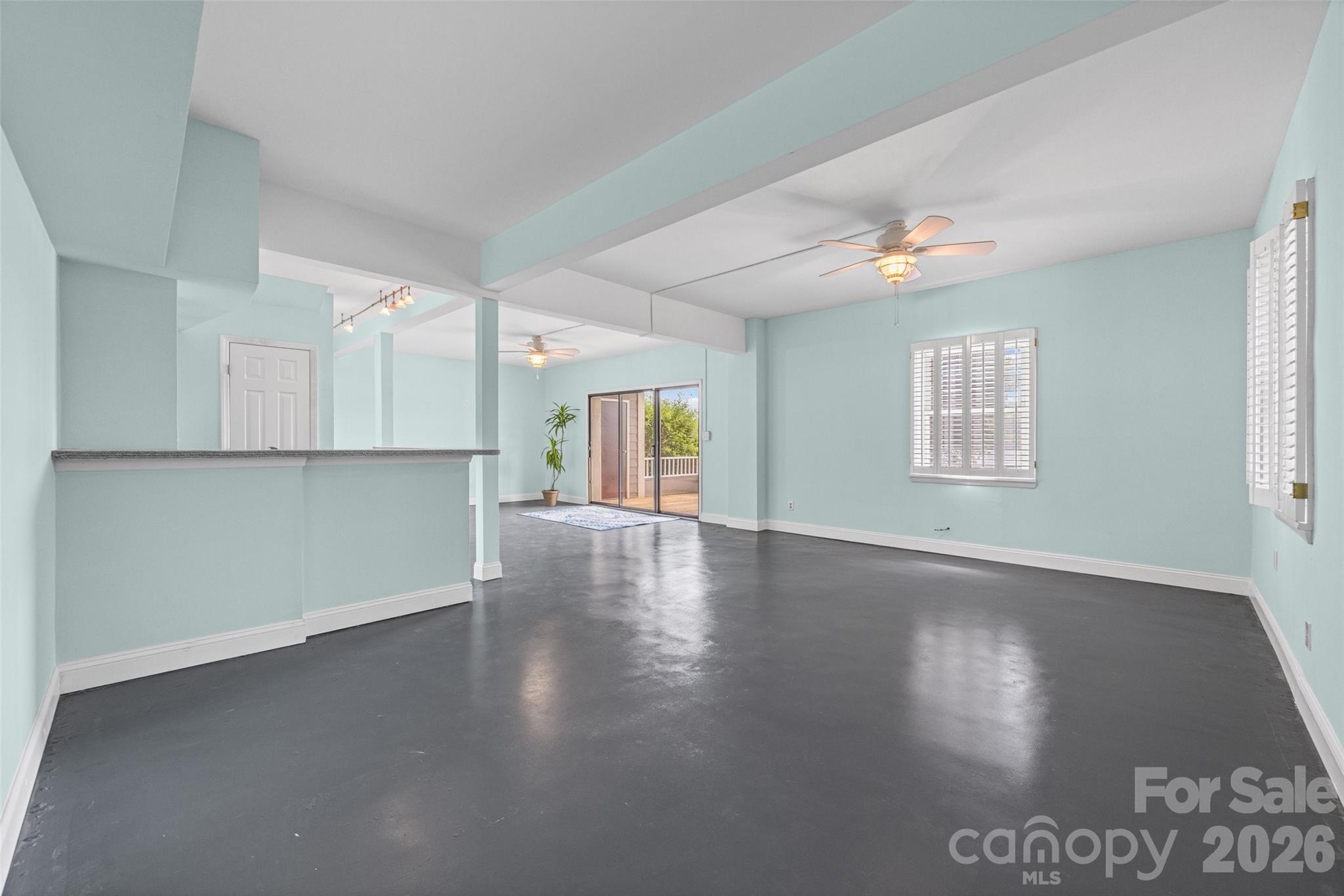 Emerald Point - Residential