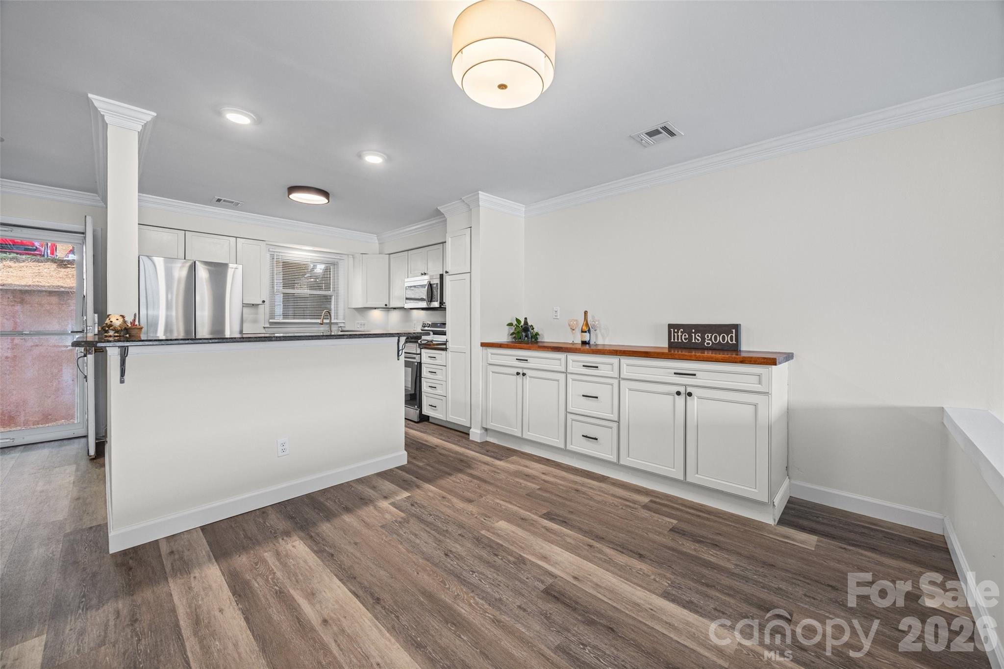 Emerald Point - Residential