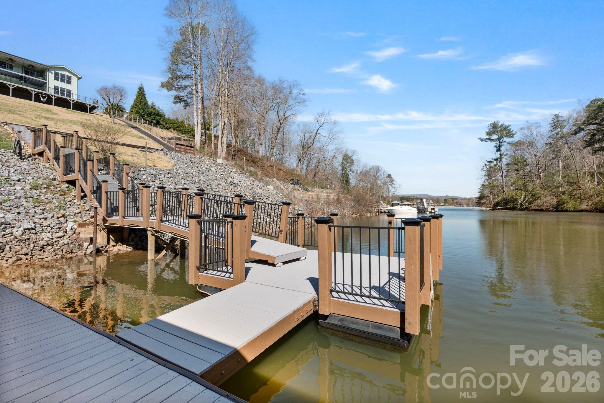 Knolls Point - Residential