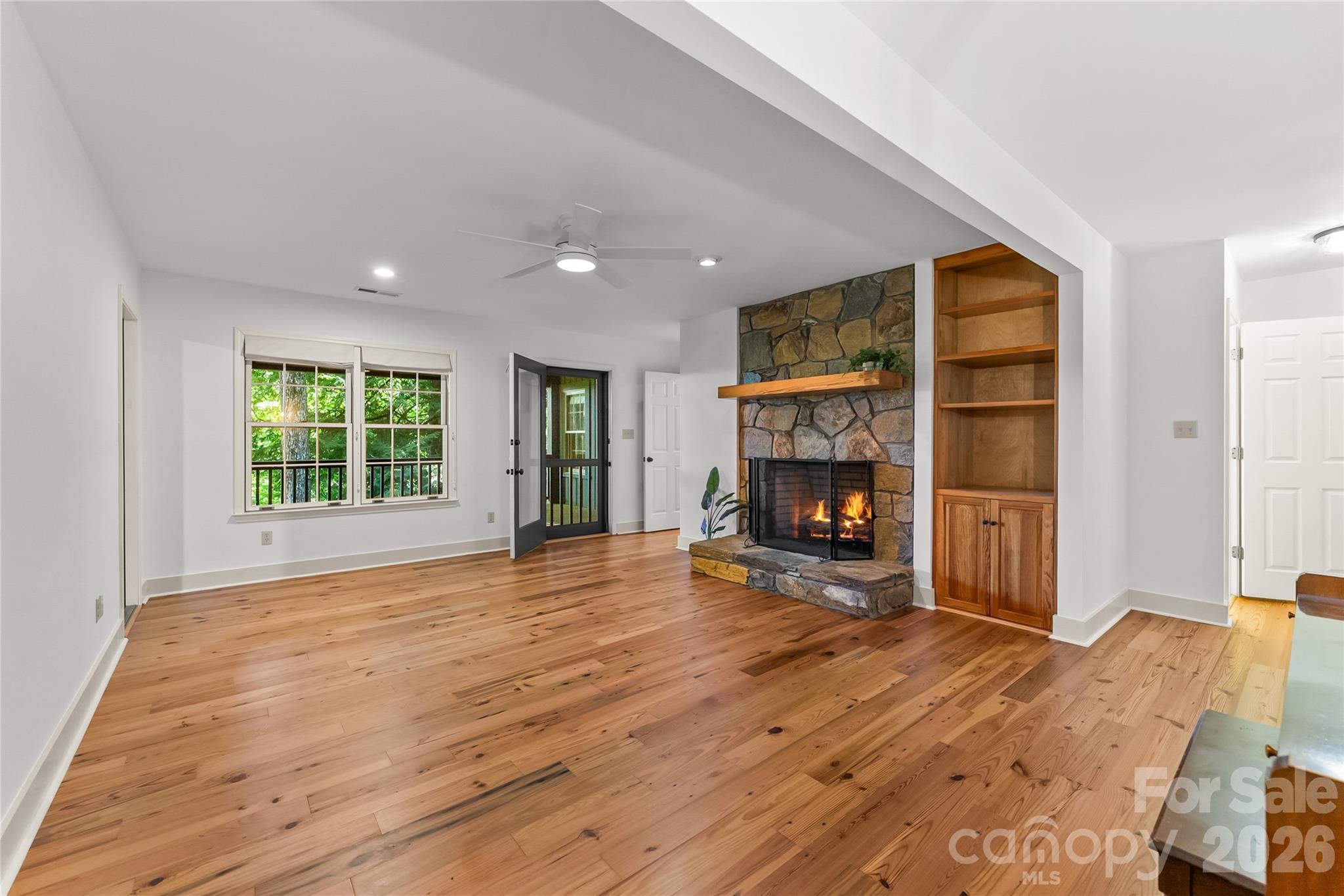 Connestee Falls - Residential