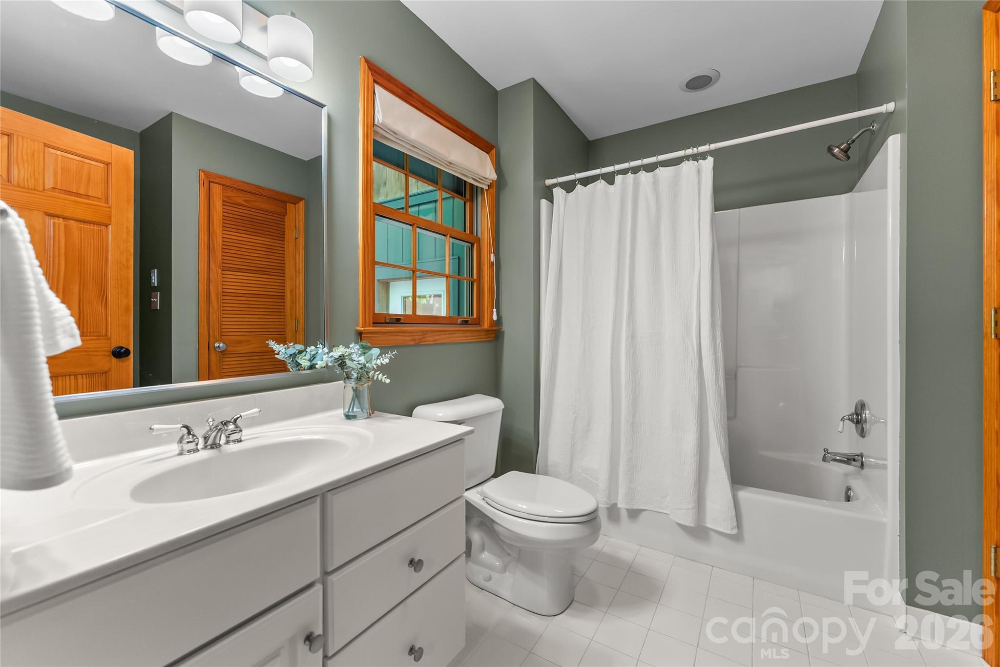 Connestee Falls - Residential