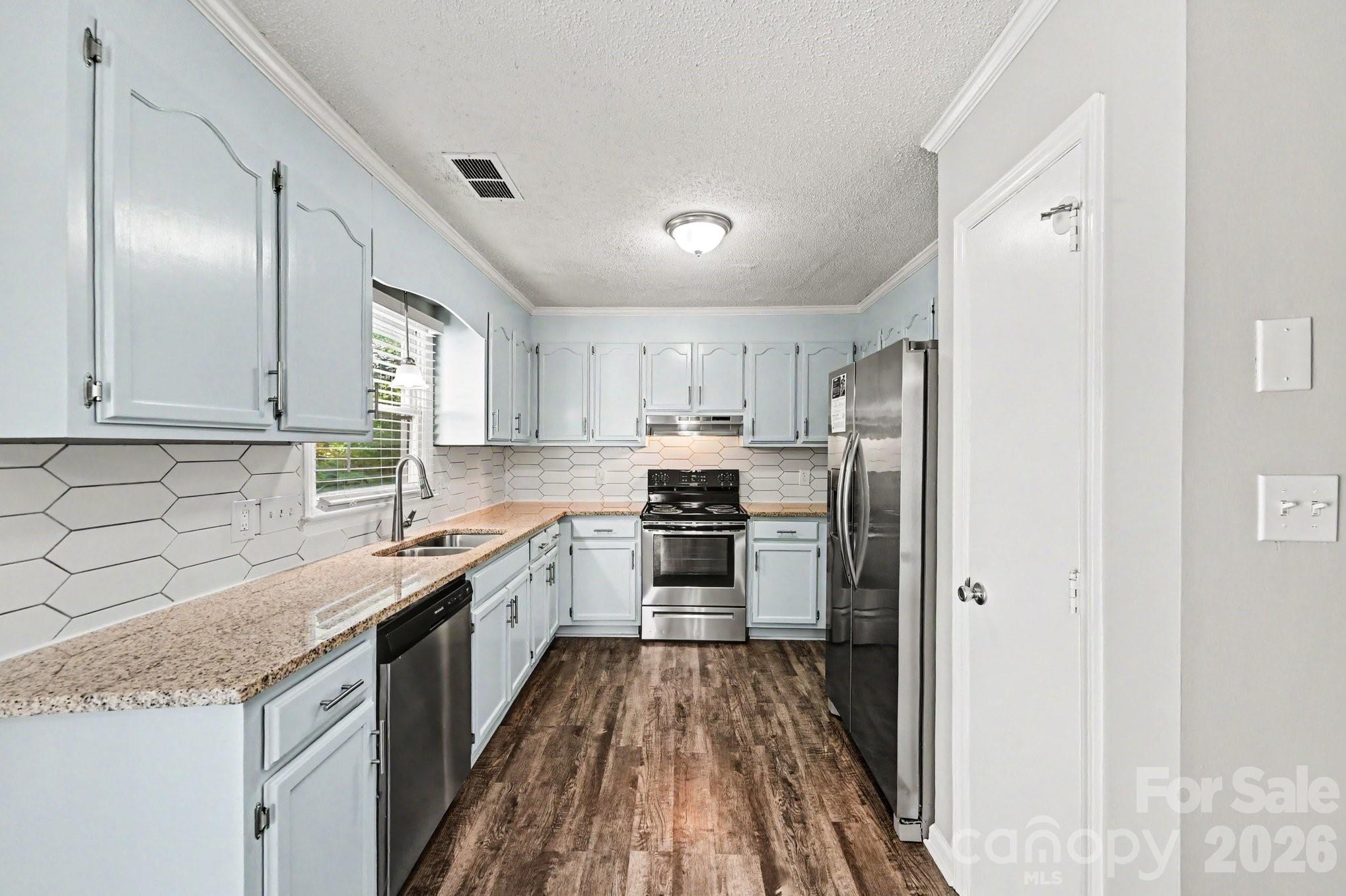 Creekside - Residential