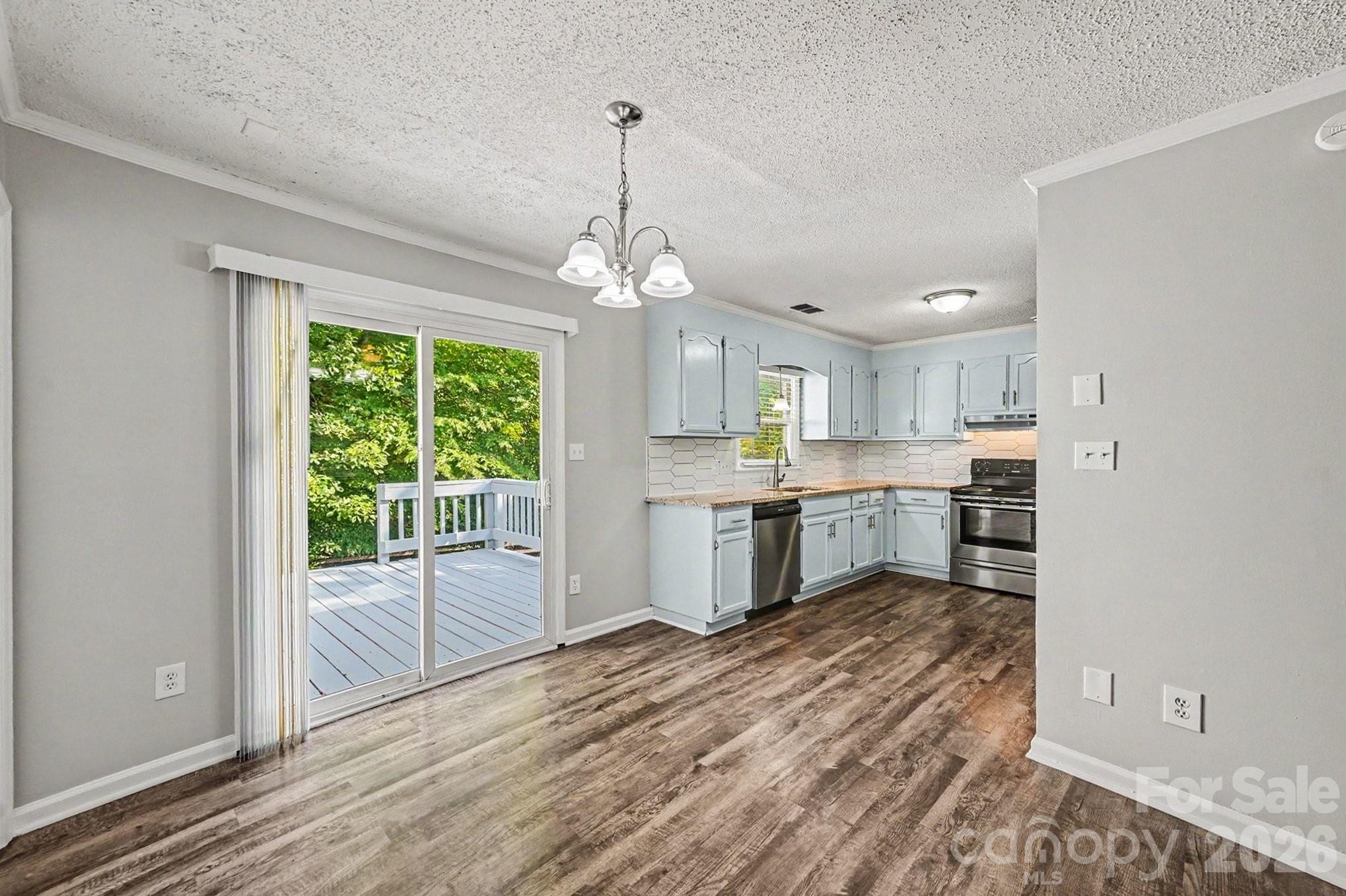 Creekside - Residential