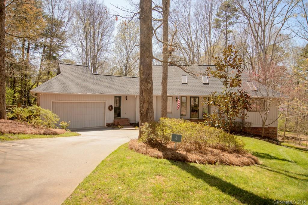 Ranch with basement nestled on private cul-de-sac lot in heart of River Hills. Complete Kitchen remodel has beautiful cabinetry, counters and appliances. Master suite on Main plus 2nd Living Quarters downstairs. Fireplace in Great Rm and downstairs Living Rm. Interior rooms open onto multiple outdoor living spaces - decks, patios, screened porches overlooking tree-lined rear yard. Home w/in walking distance to many River Hills amenities: gardens, playgrounds, marina, tennis, waterfront park.