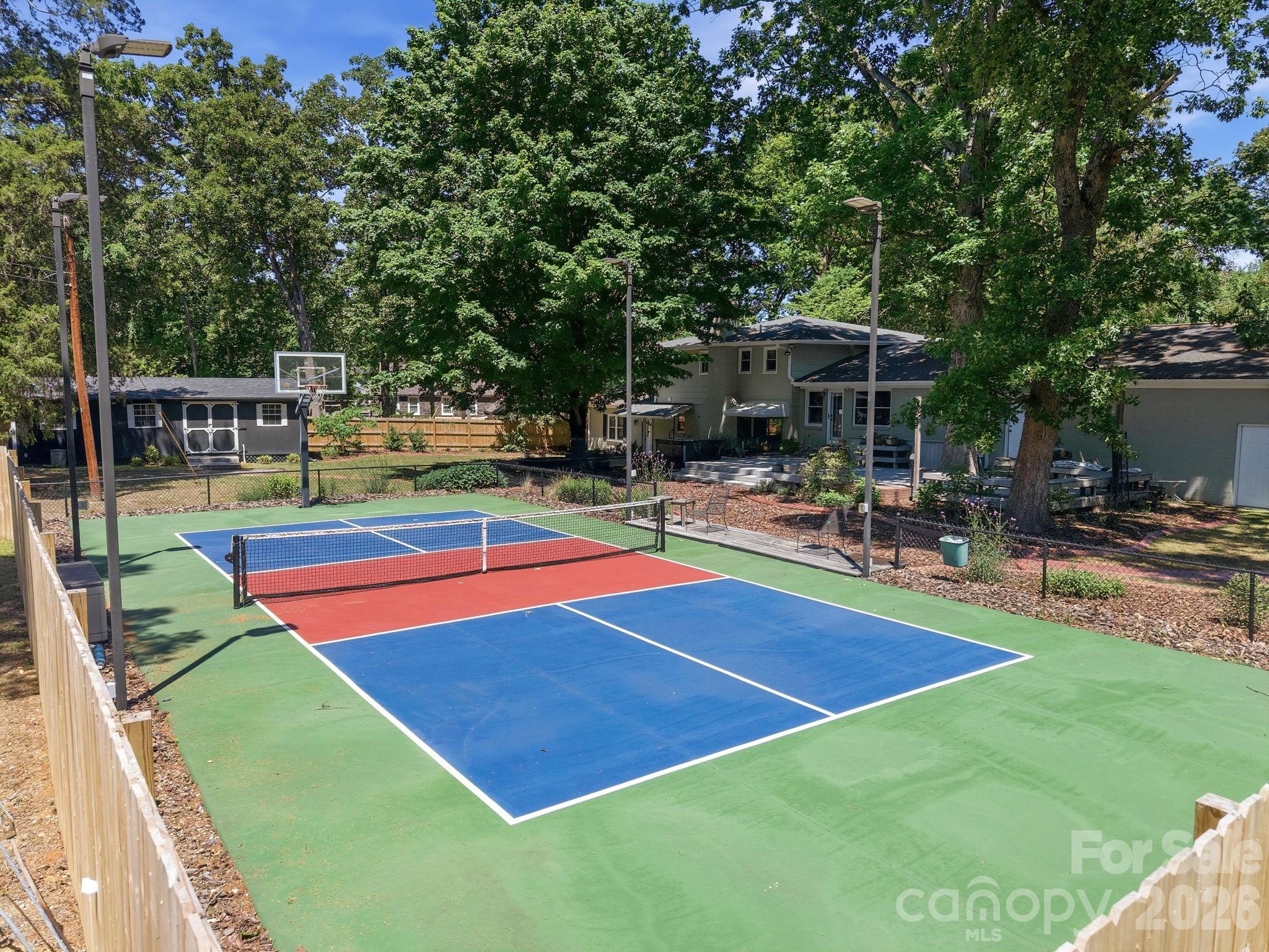 Country Club - Residential
