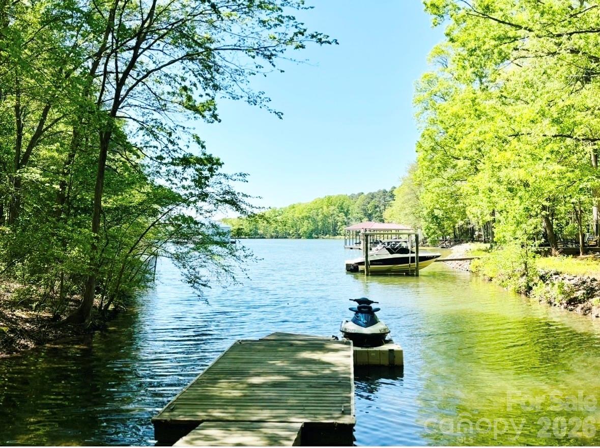 Yachtman Shores - Residential