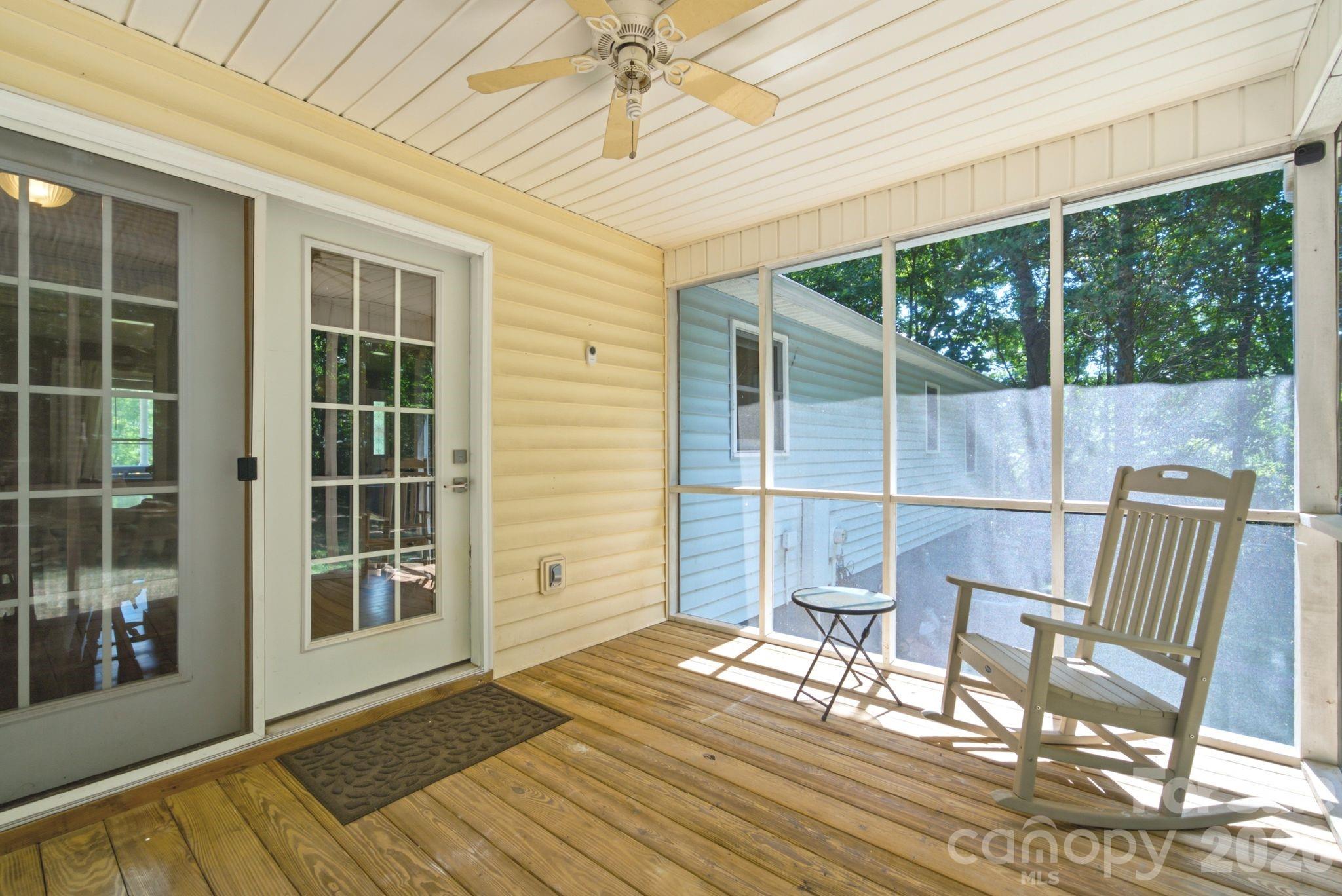 Cross Ridge Acres - Residential