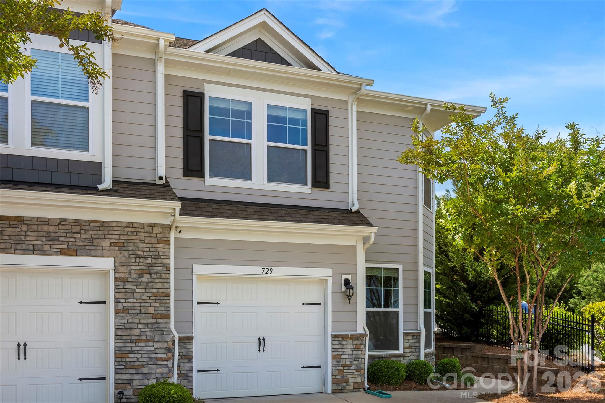 Ivy Ridge - Residential